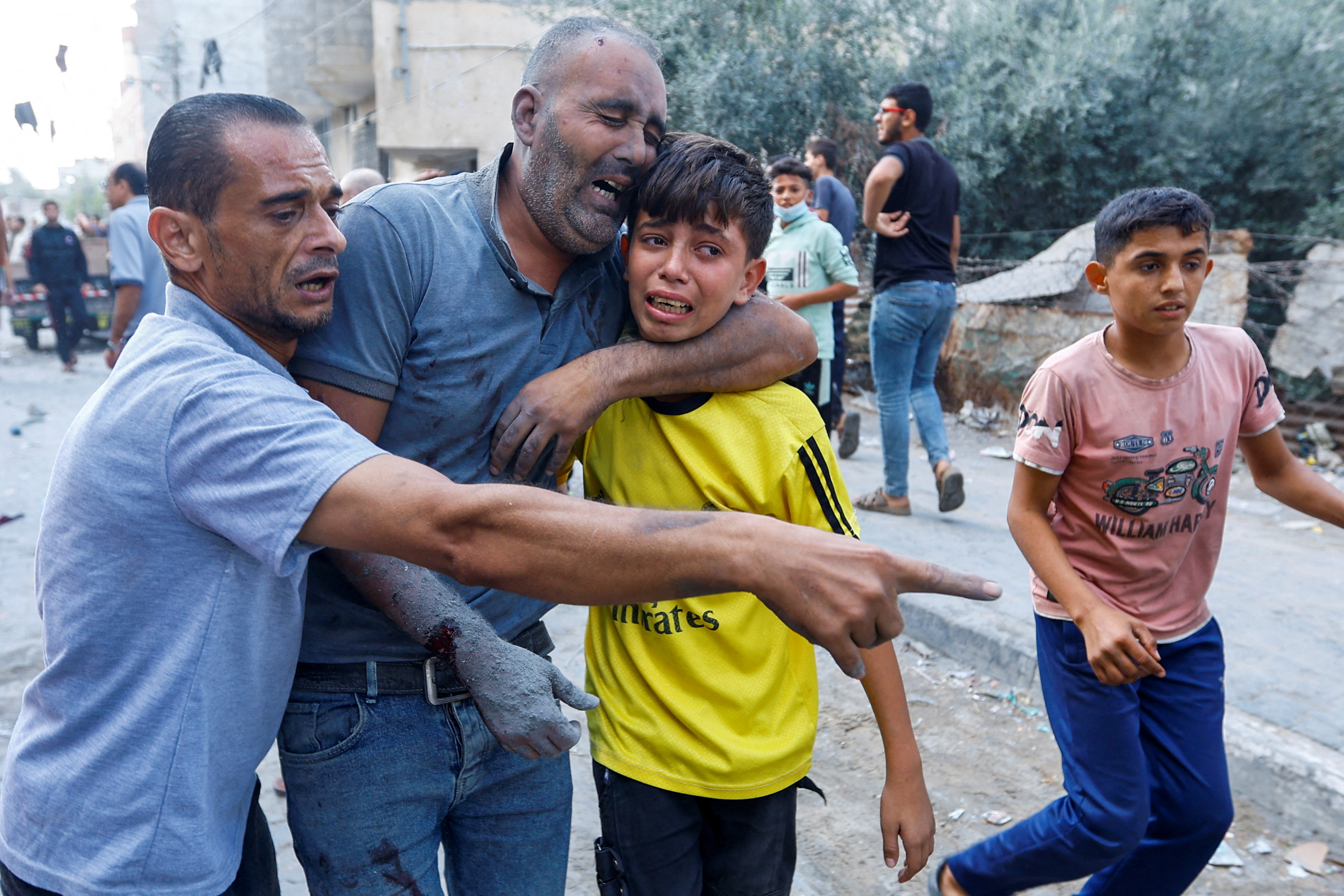  Israel's blockade of the region means the population is struggling to survive without food, water, fuel and electricity. /Reuters/Ibraheem Abu Mustafa