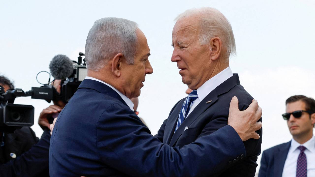 U.S. President Joe Biden is welcomed by Israeli Prime Minster Benjamin Netanyahu in Tel Aviv as he visits Israel amid the ongoing conflict. /Evelyn Hockstein/Reuters