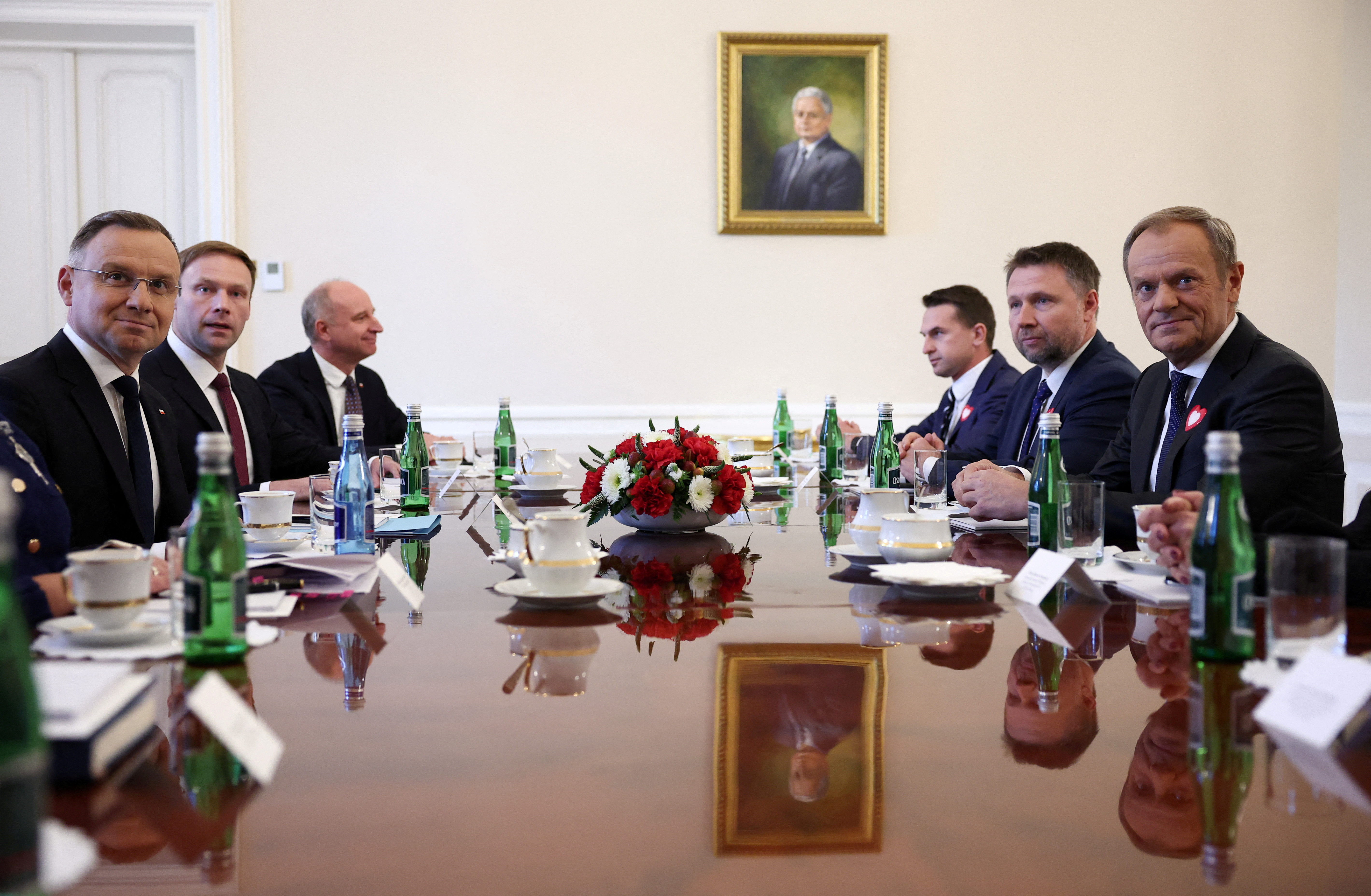 Polish President Andrzej Duda meets with leaders of Civic Coalition (KO), Donald Tusk, Adam Szlapka and Marcin Kierwinski during consultations with leaders of the two main parties. /Kacper Pempel/Reuters
