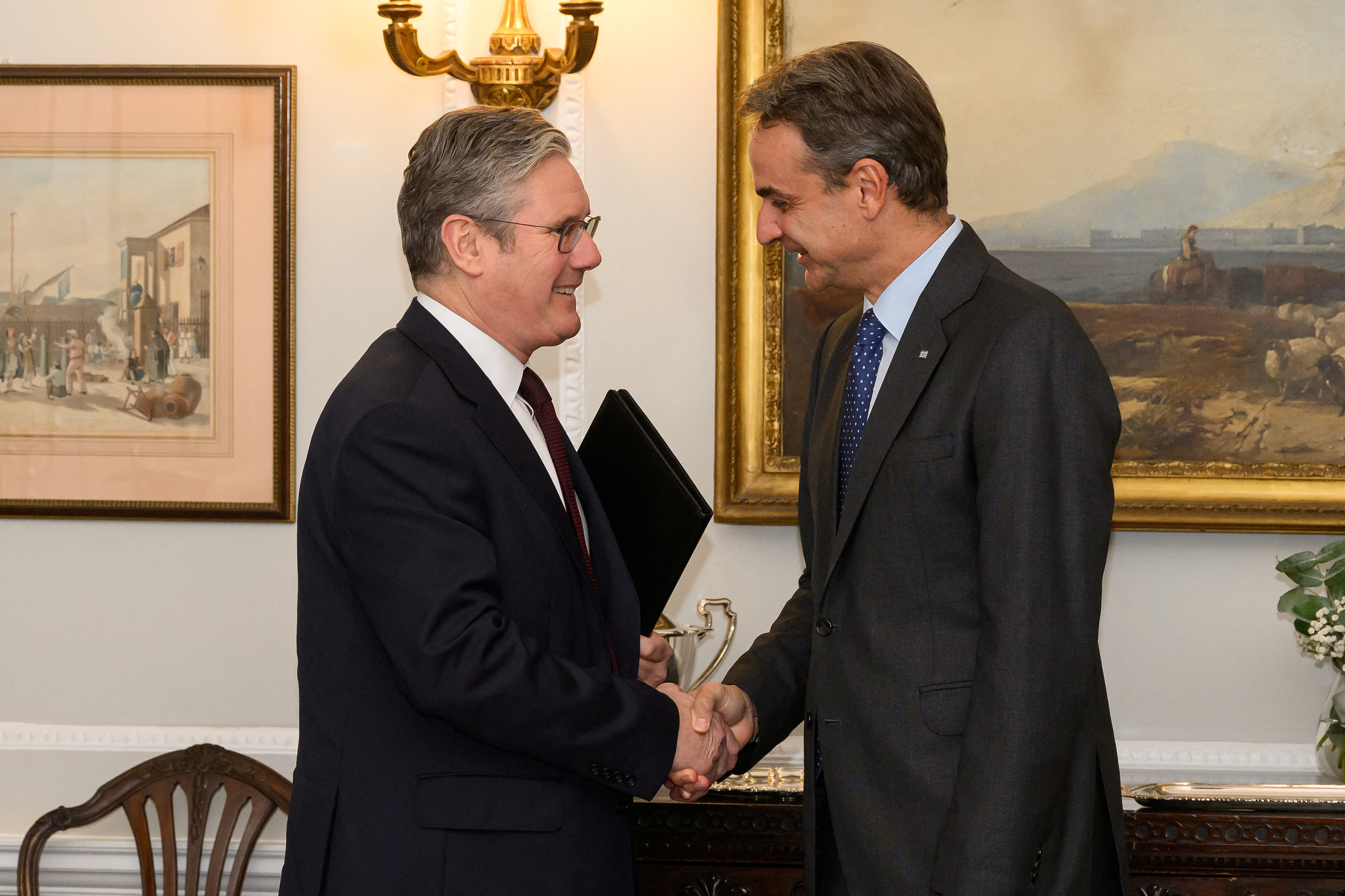 Labour leader Keir Starmer met Mitsotakis on Tuesday and accused Sunak of needlessly becoming embroiled in a conflict with a NATO ally rather than discussing pressing global issues such as the economy and immigration./Reuters/Leon Neal.
