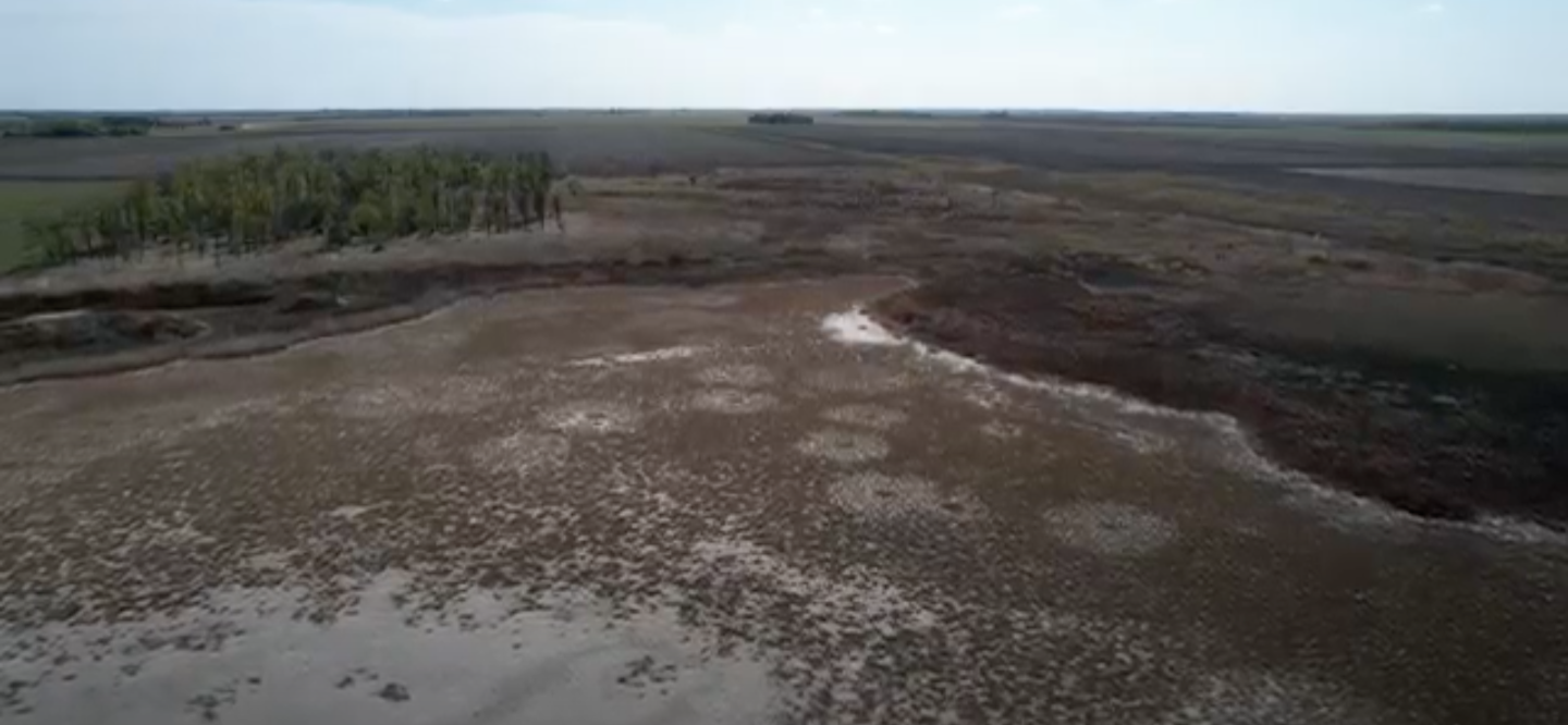 Hungary's agricultural lands are facing long dry spells and the threat of long term desertification as temperatures continue to rise./CGTN.