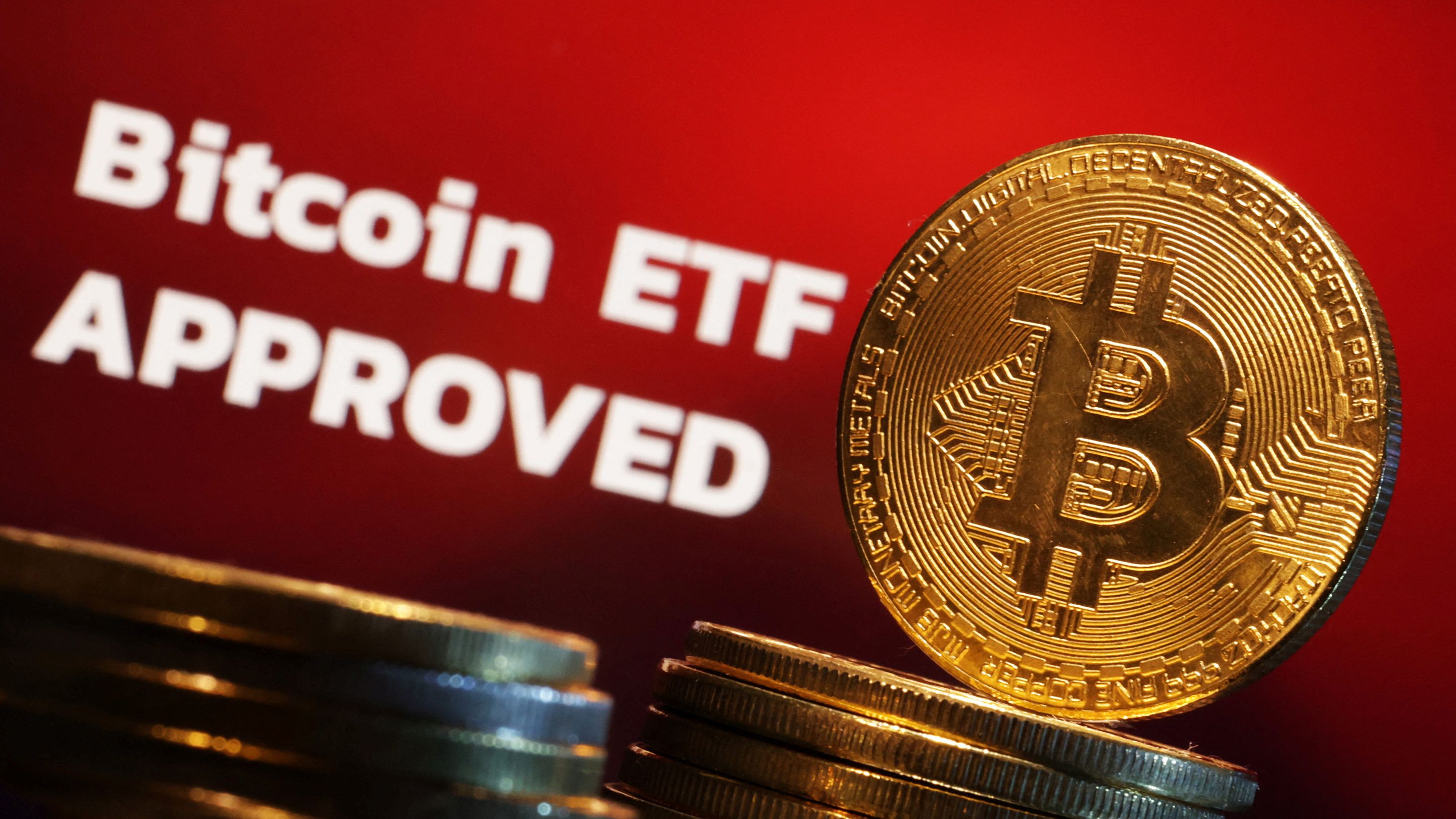 Bitcoin cryptocurrency is hitting the headlines again with the approves ETFs. /Dado Ruvic/Reuters