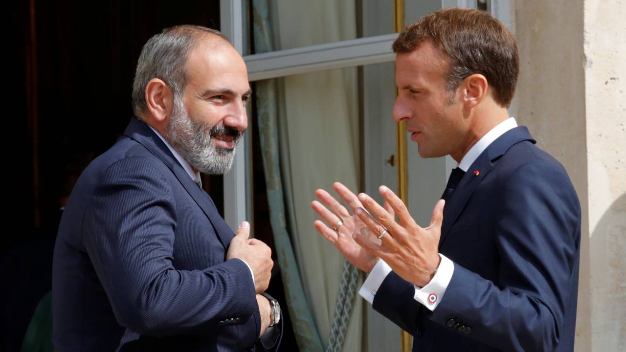 Pashinyan has forged closer ties with EU leaders. /Philippe Wojazer/Reuters