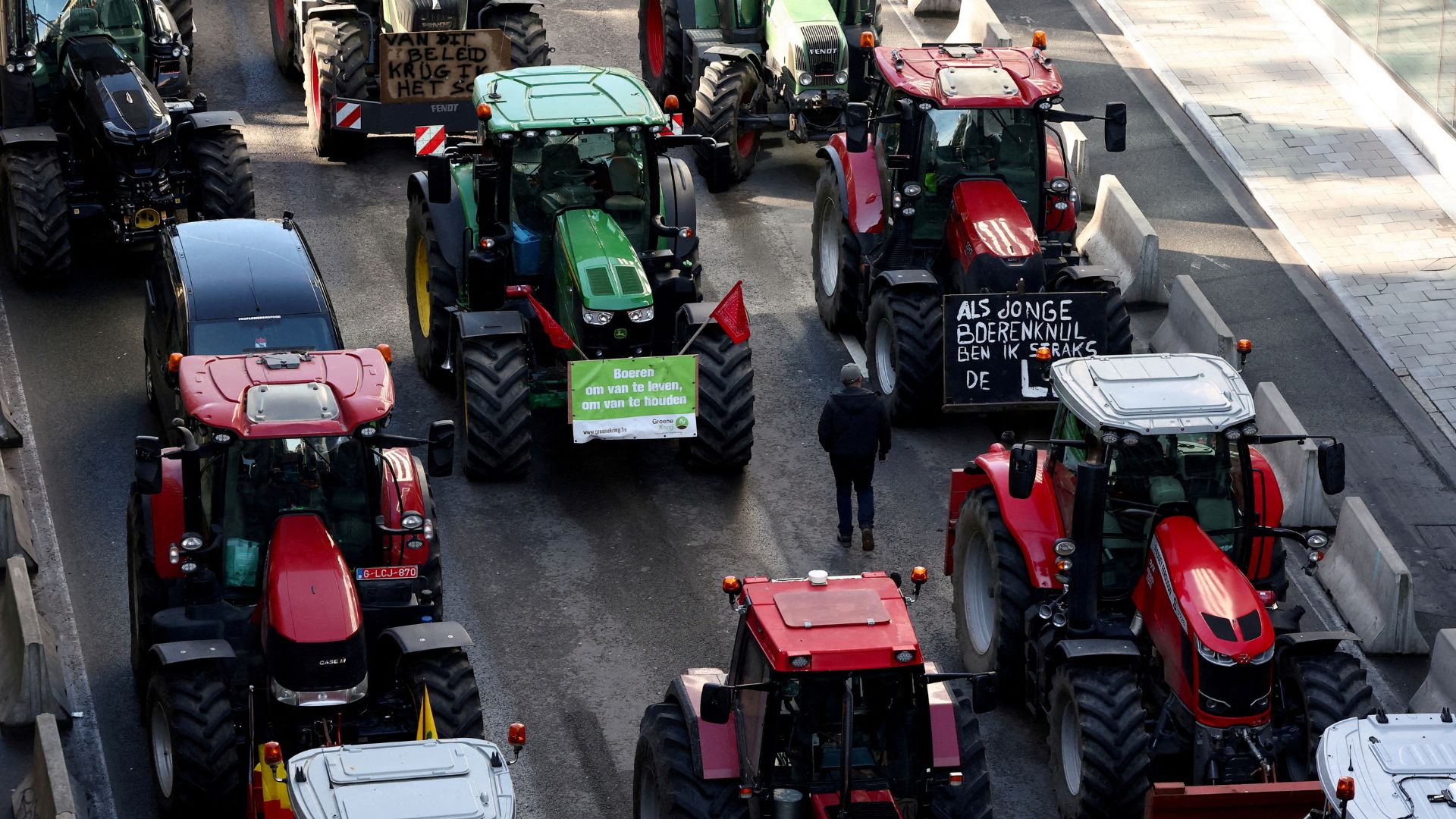 Earlier this month, farmers' tractors blocked roads near the European Parliament in Brussels. /Yves Herman/Reuters