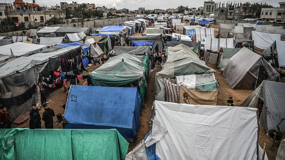 Makeshift tents for Palestinian families in Rafah. /Abed Zagout/Anadolu/Getty