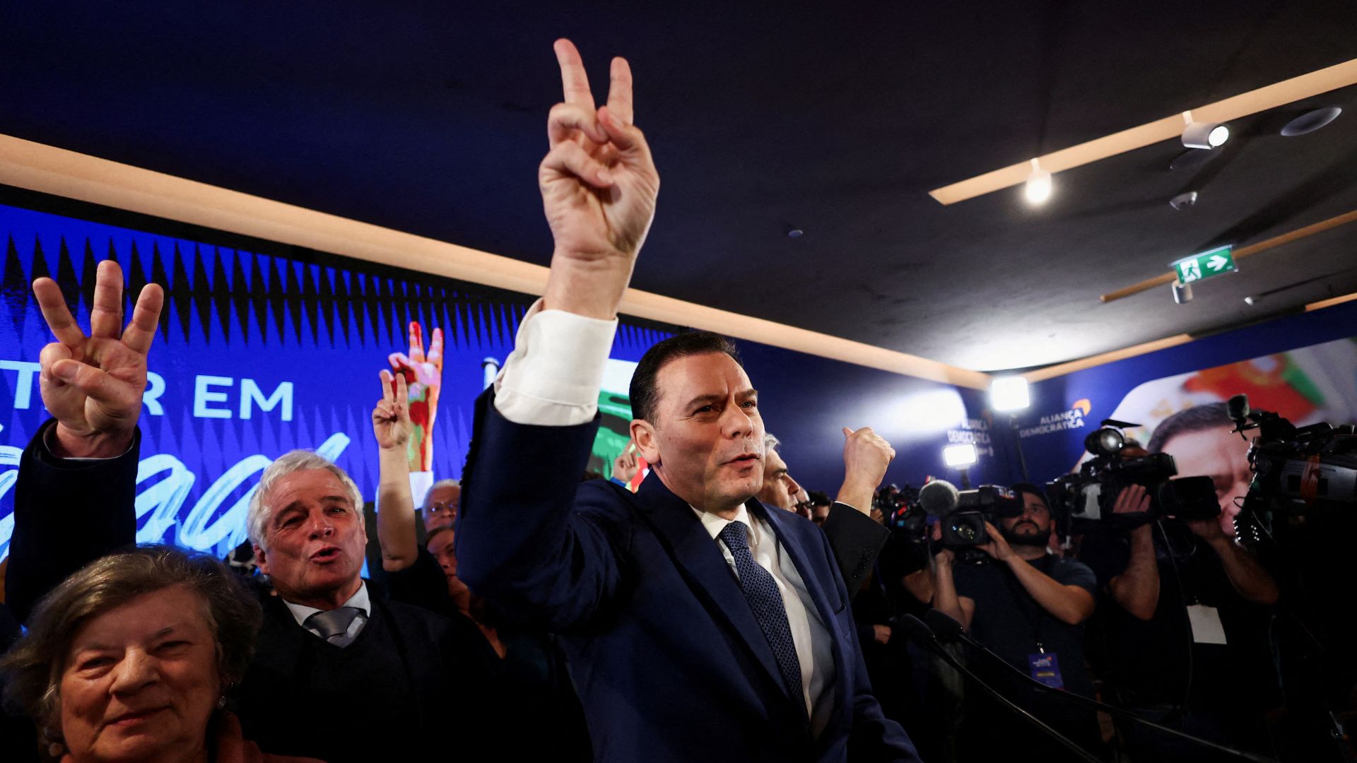 Democratic Alliance (AD) leader Luis Montenegro celebrates his victory in Lisbon. /Pedro Nunes/Reuters
