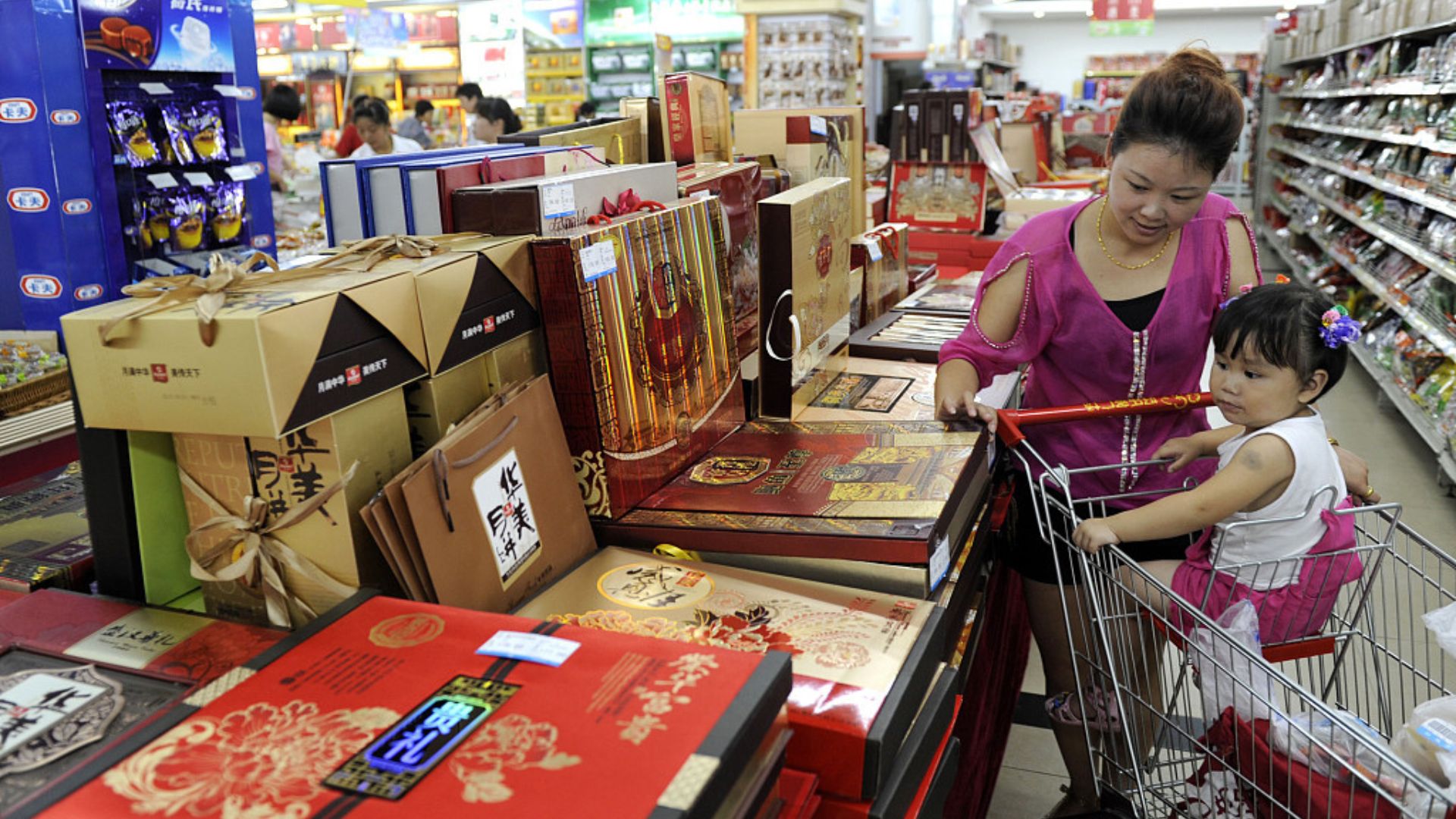 Chinese consumer confidence remains high. /CFP