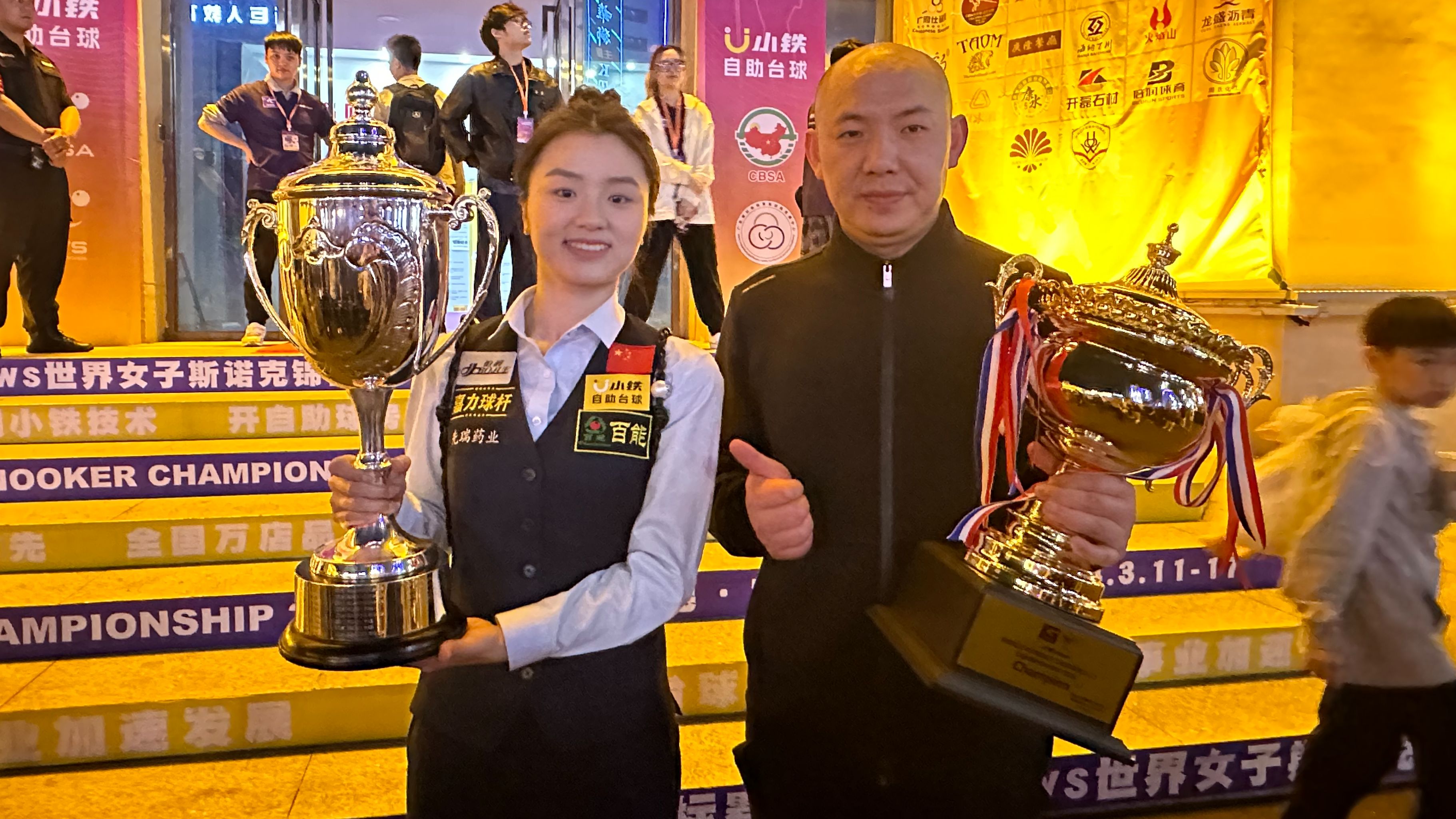 Li Bianjing has been coaching Bai Yulu since she started snooker 10 years ago. /WPBSA