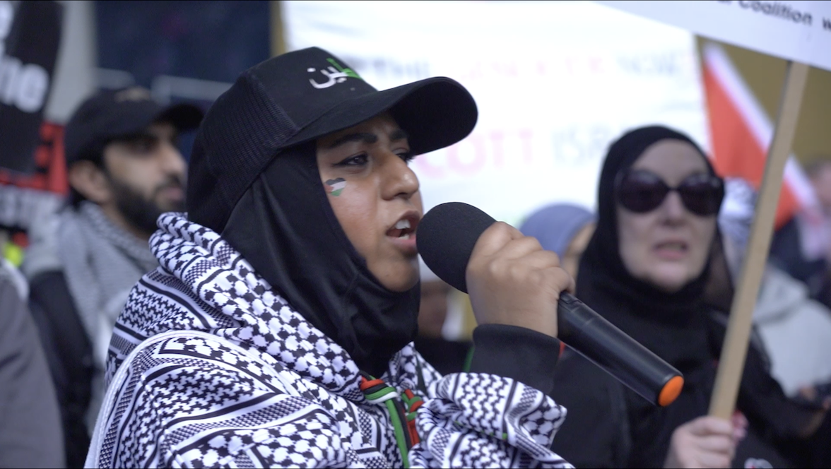 Hundreds of thousands in London mark 'Land Day for Palestine'