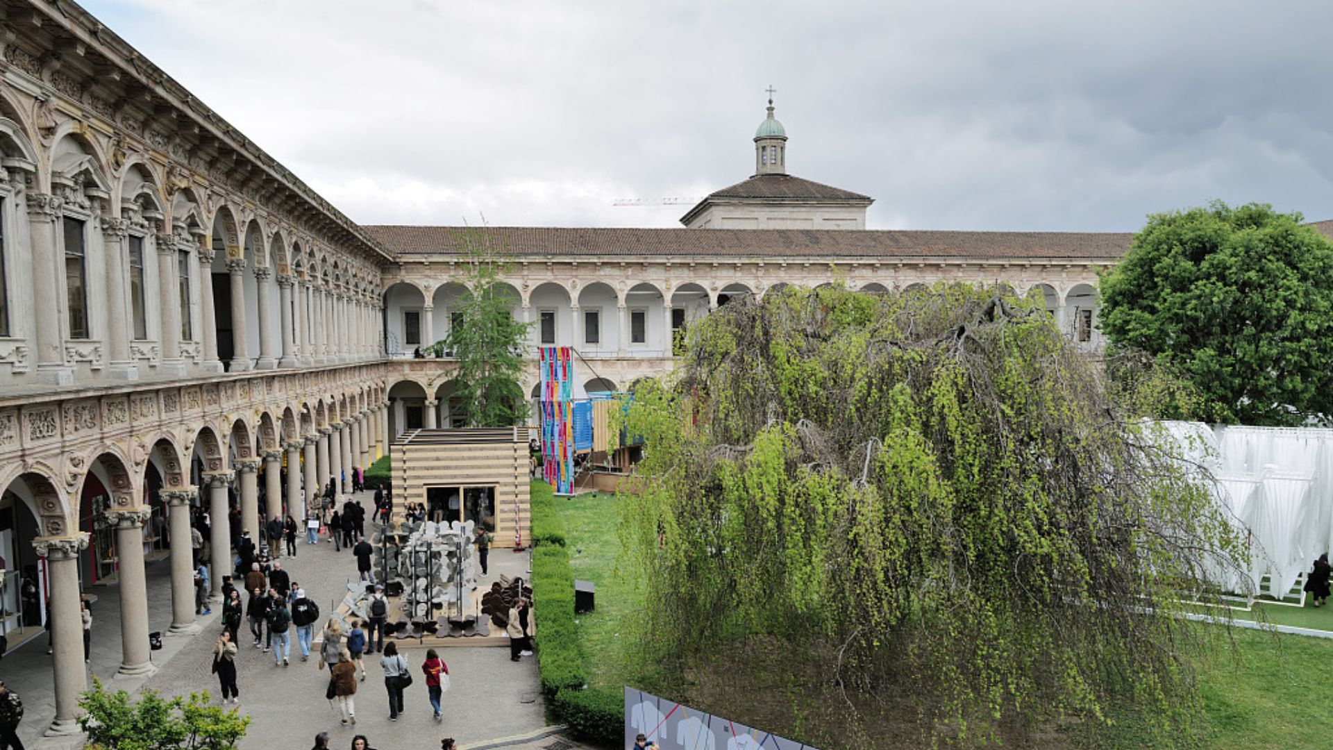 People visit the Interni Design Re-Evolution at Universita' Statale during the Milan Design Week 2024. /Vittorio Zunino Celotto/Getty Images)