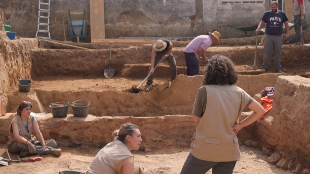 The archeological team has unearthed many treasures at the site in Spain./ AFP 
