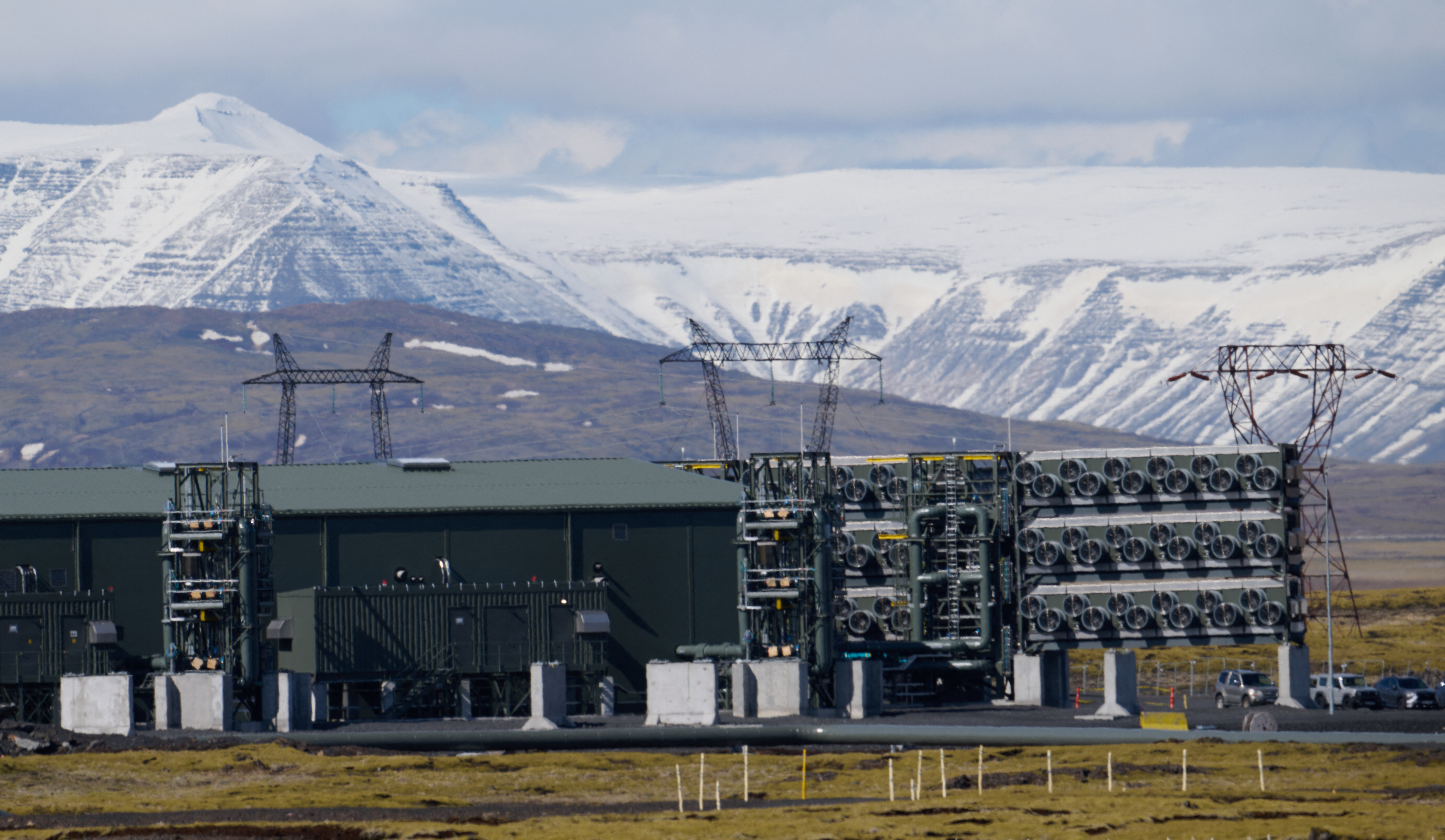 New plant in Iceland scales up CO2 removal from air