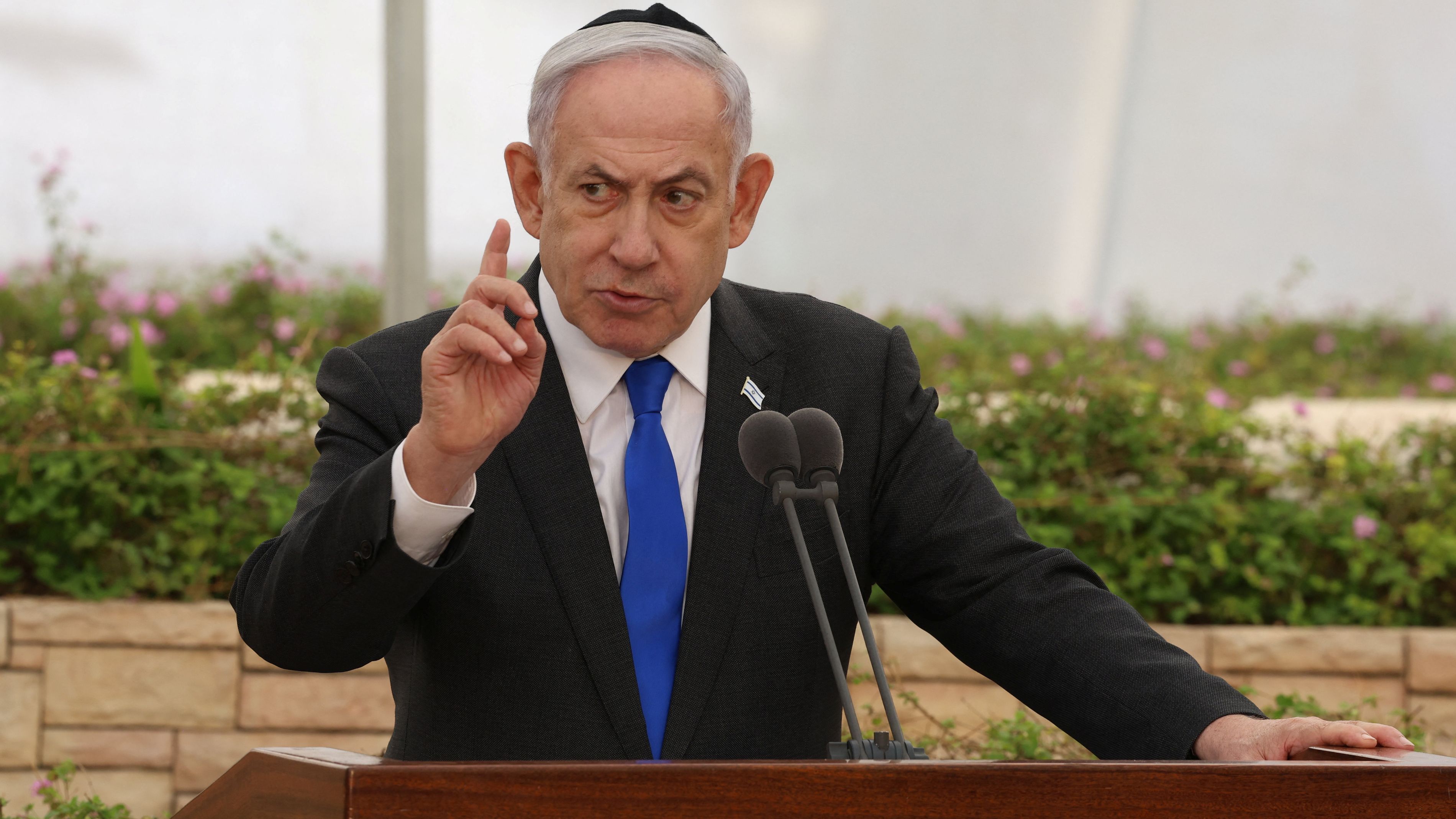 Netanyahu said it's vital to have the weapons to defeat Hamas. /Shaul Golan/Reuters