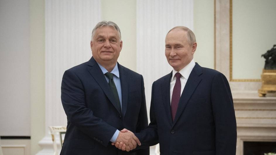 Hungarian Prime Minister Viktor Orban met with Russian President Vladimir Putin at the Kremlin in Moscow. /Vivien Cher Benko/ Hungarian Prime Minister's Office/AFP