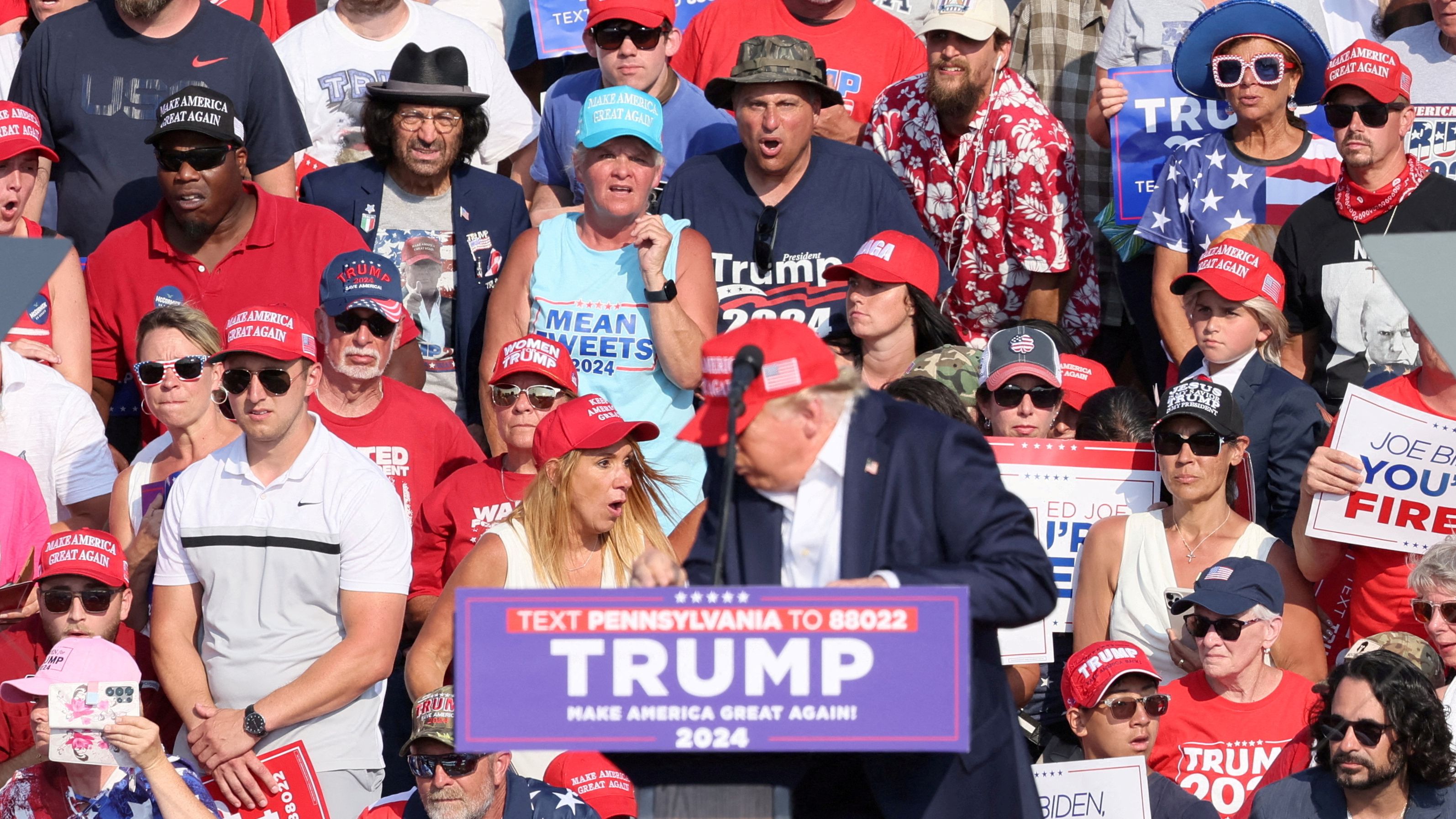 Panic at the Republican rally after shots fired out./ Brendan McDermid/Reuters