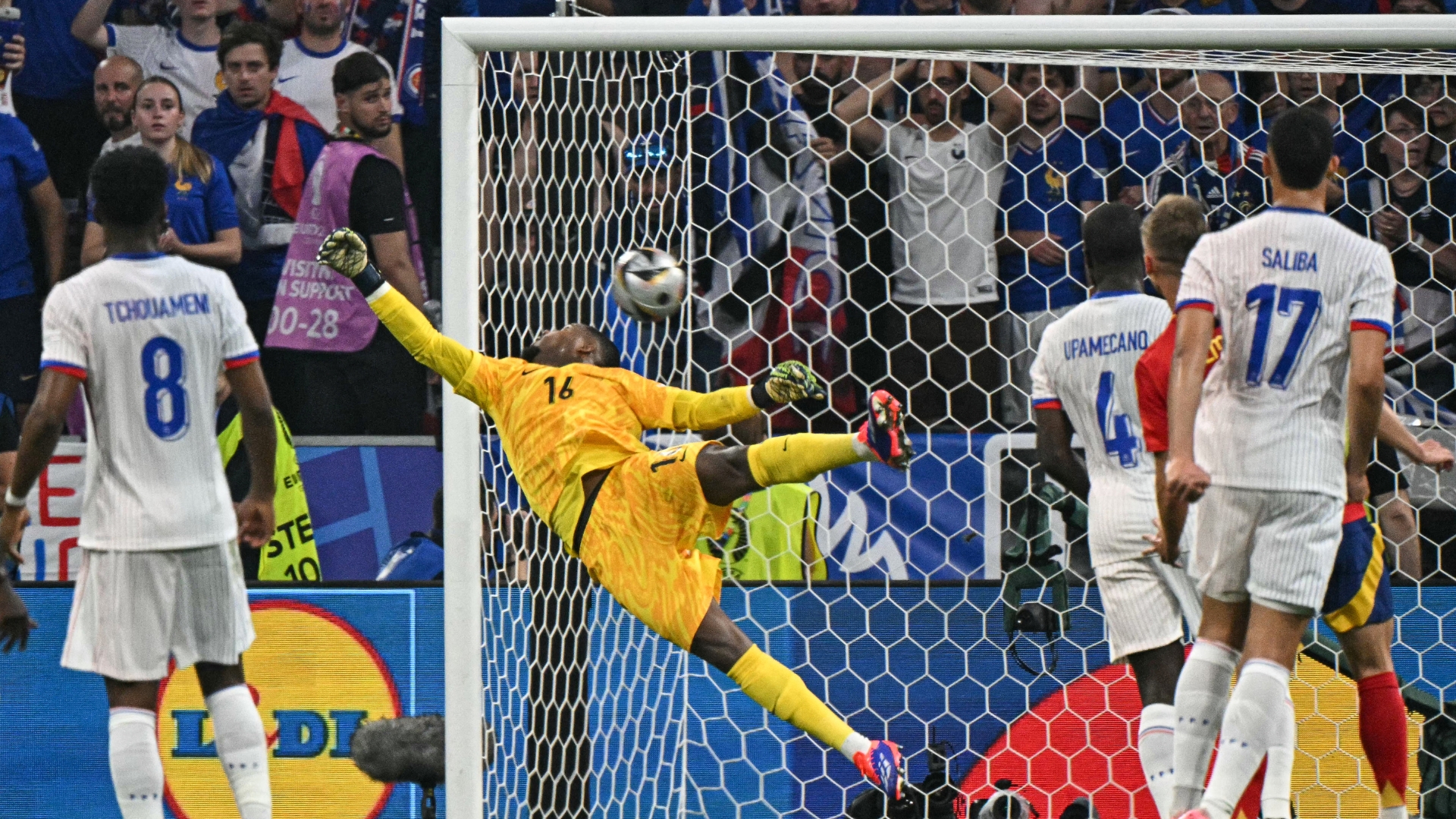 Yamal became the youngest-ever scorer at the Euros with a 25-meter strike in the semi-finals against France./Javier Soriano/AFP