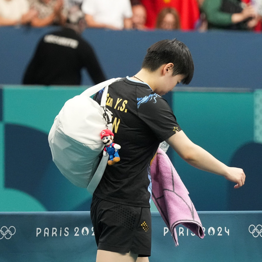 China's table tennis player Sun Yingsha leaves the court after competition. /CFP Photo