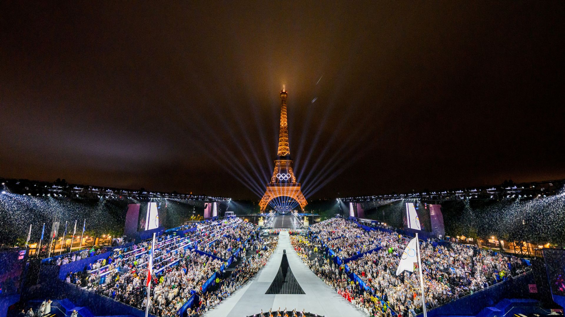 Overview of the Trocadero venue, with the Eiffel Tower in the background while the Olympic flag is being raised, during the opening ceremony of the Paris 2024 Olympic Games. /Francois-Xavier Marit/Pool/ Reuters