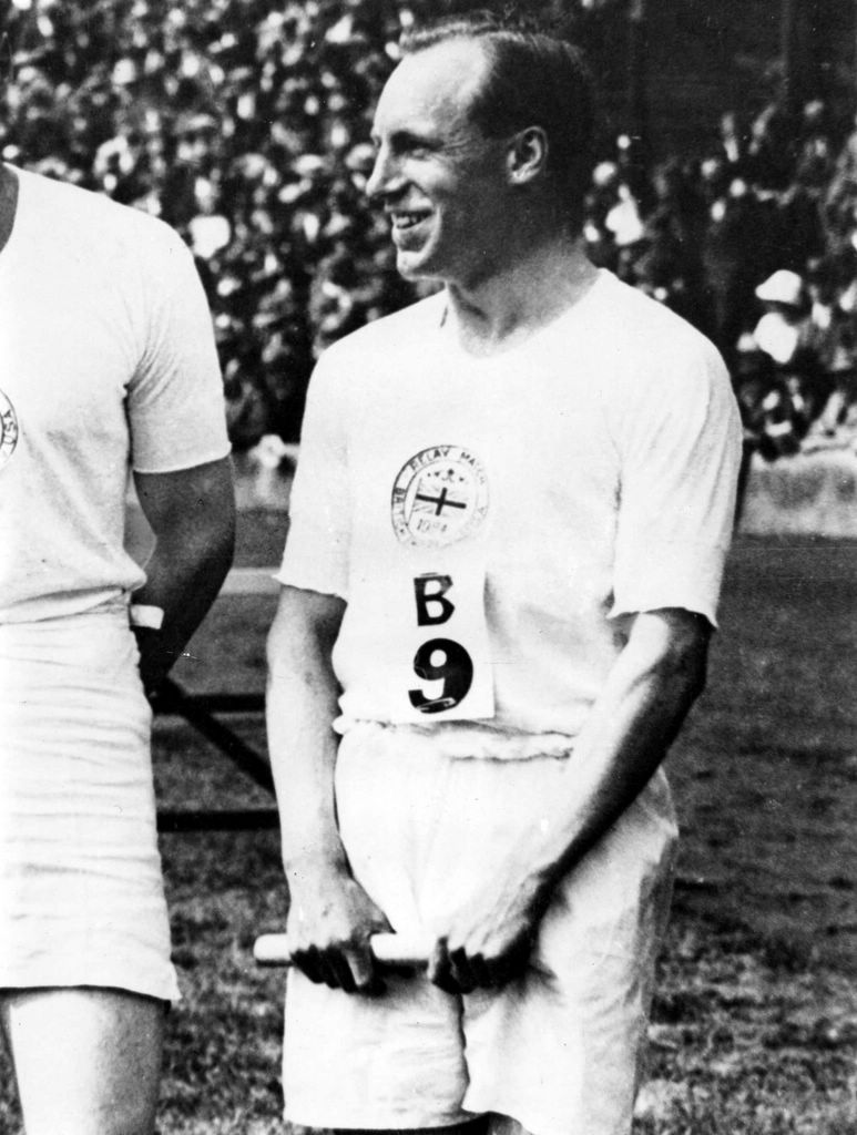 Liddell at Stamford Bridge shortly after his Olympic win. /The Eric Liddell Community