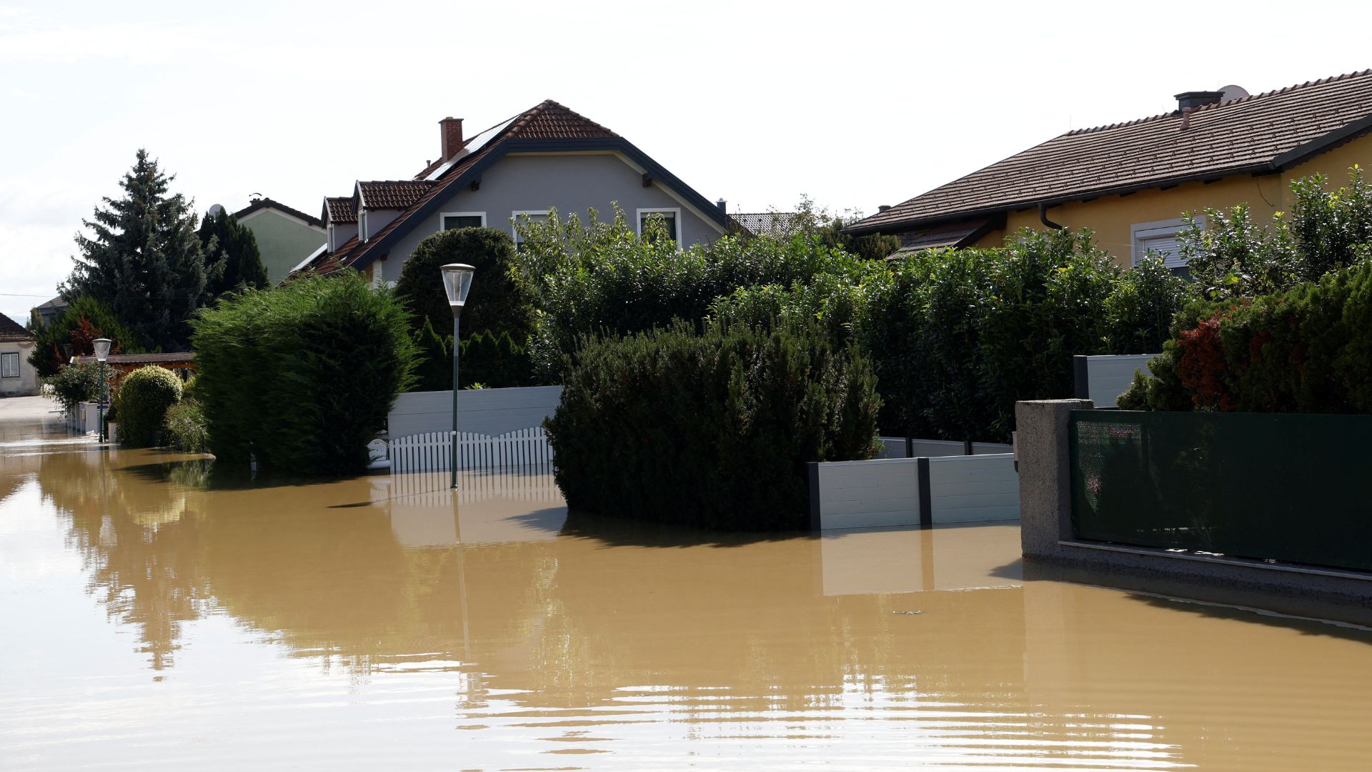 A view of a flooded road, following heavy rainfalls which caused flooding, in Rust, Austria. /Leonhard Foeger/Reuters