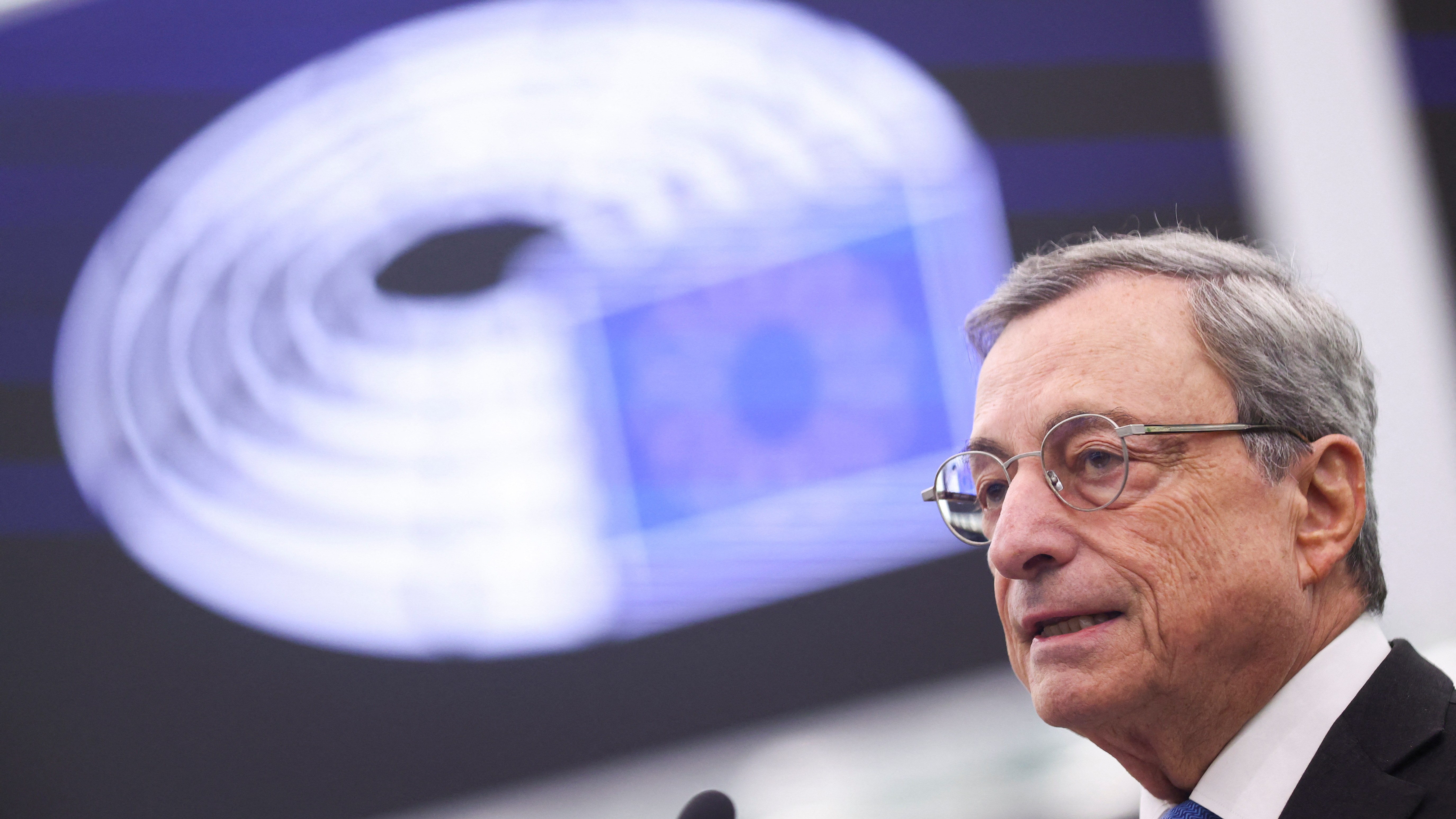 Europe risks falling further behind its economic peers, Mario Draghi has warned. /Johanna Geron/Reuters