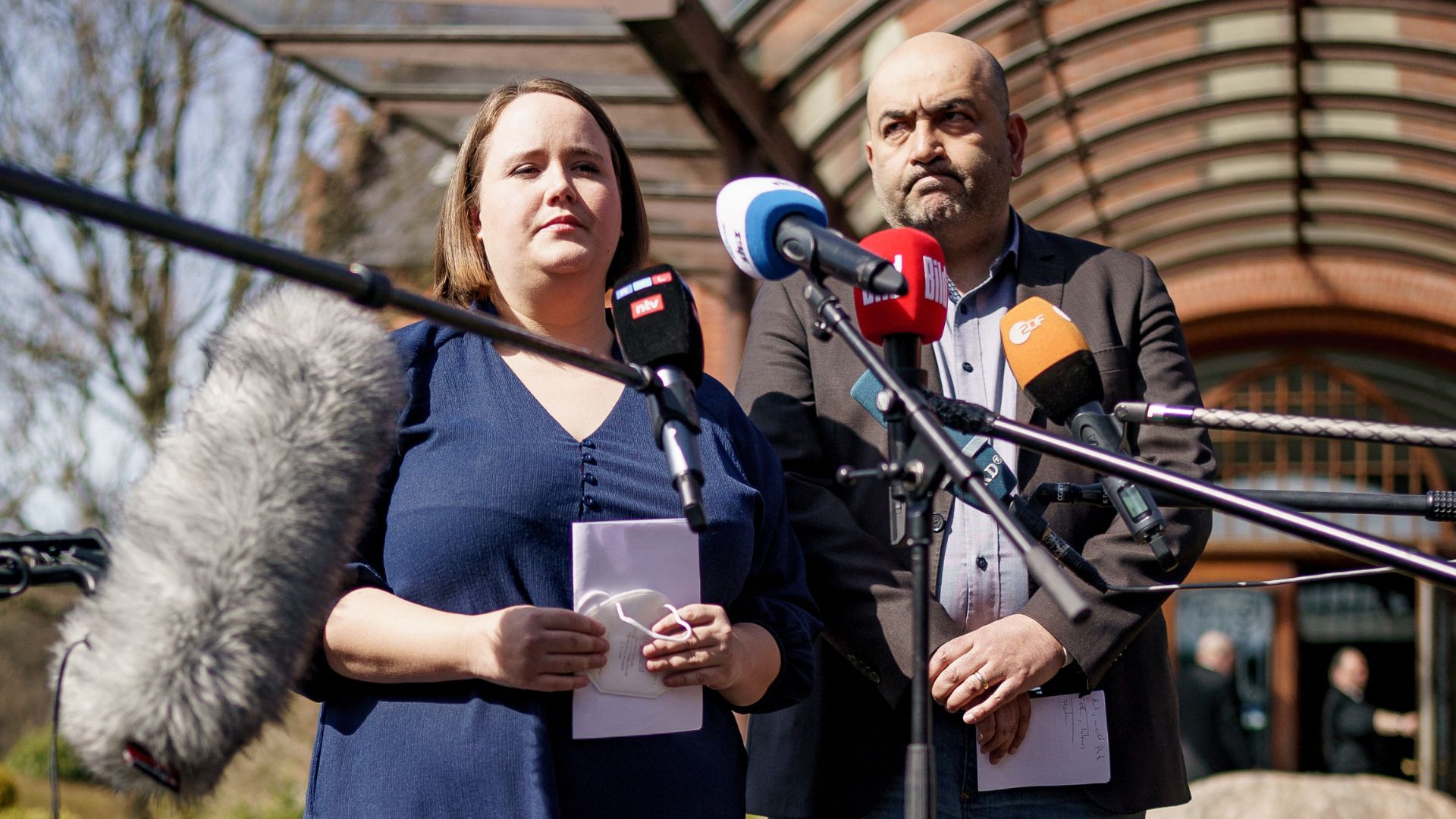 Ricarda Lang (left) and Omid Nouripour were elected co-leaders in January 2022, were re-elected last year and had been due to continue until November 2025. /Axel Heimken/AFP