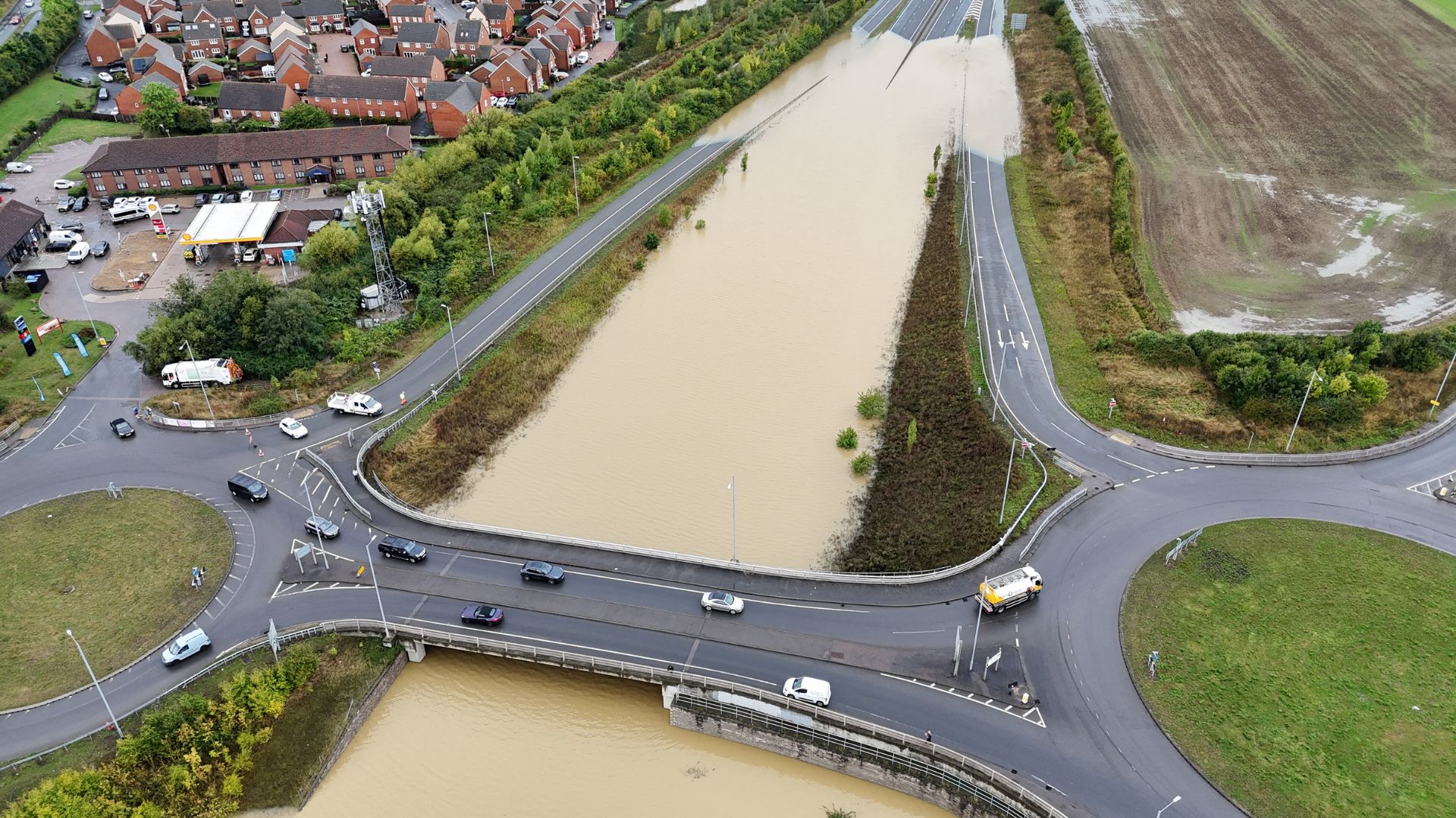 The A421 dual carriageway was flooded following heavy rain at Marston Moretaine near Bedford. /Will Russell/Reuters