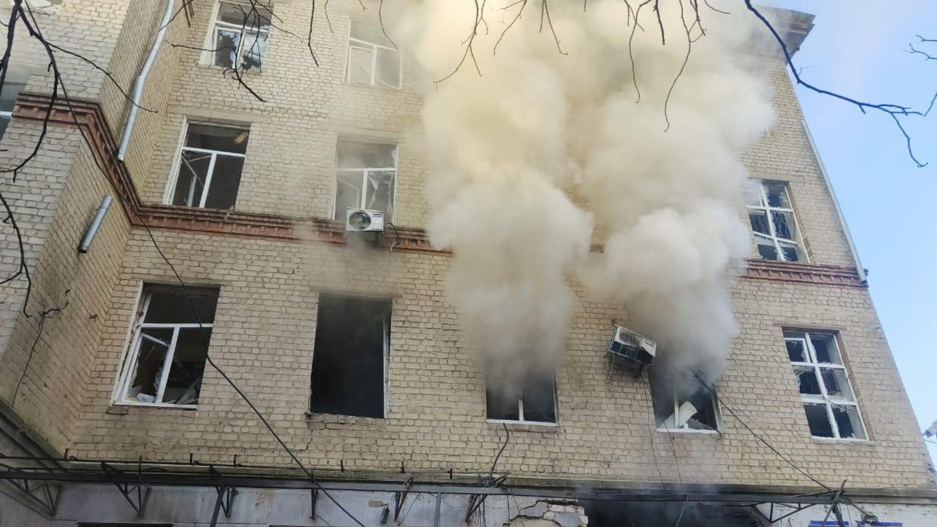 Aftermath of a Russian drone attack in Sumy. /State Emergency Service of Ukraine