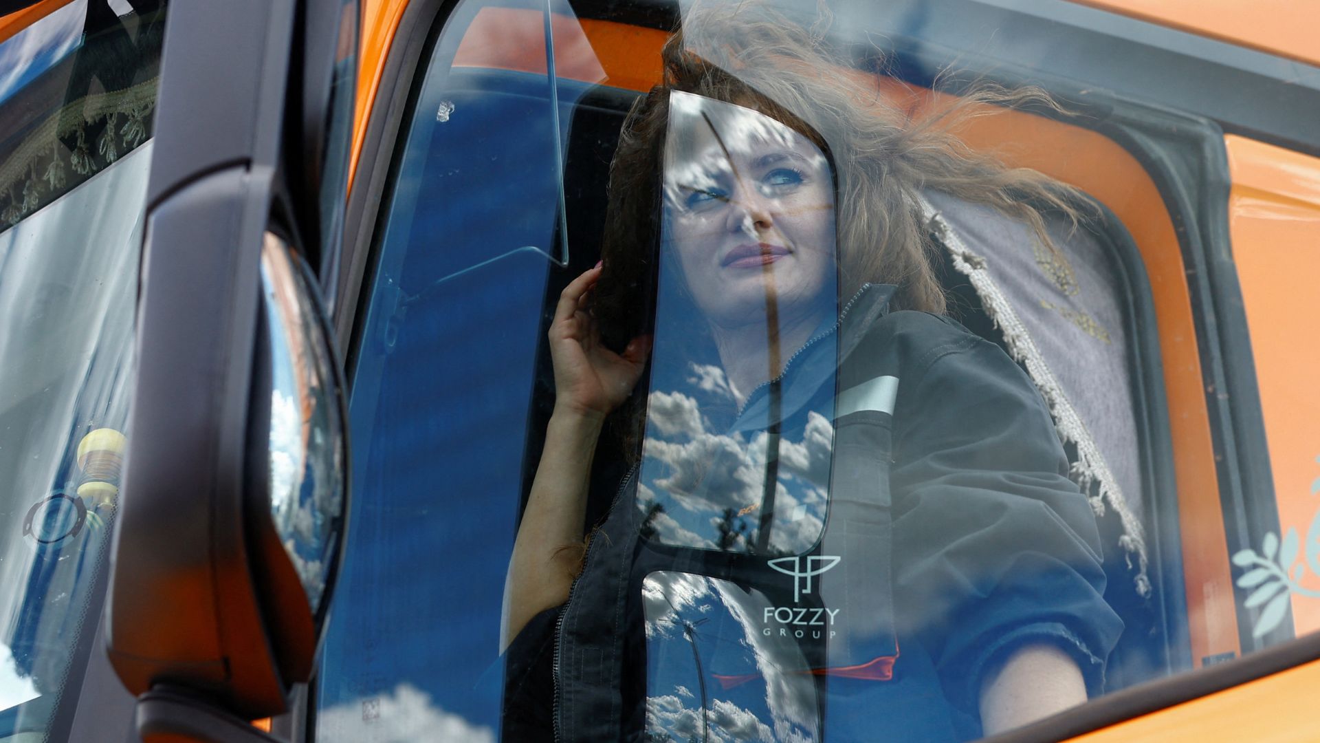 Truck driver Shulha in the village of Trebukhiv, Kyiv region. /Valentyn Ogirenko/Reuters