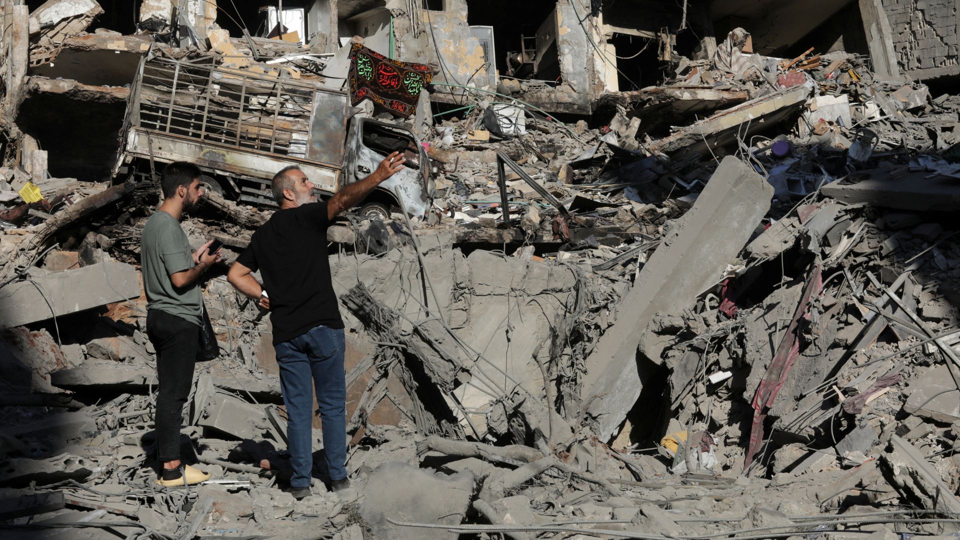 Rubble at the site of the Israeli airstrike that killed Hezbollah leader Nasrallah. /Ali Alloush/Reuters