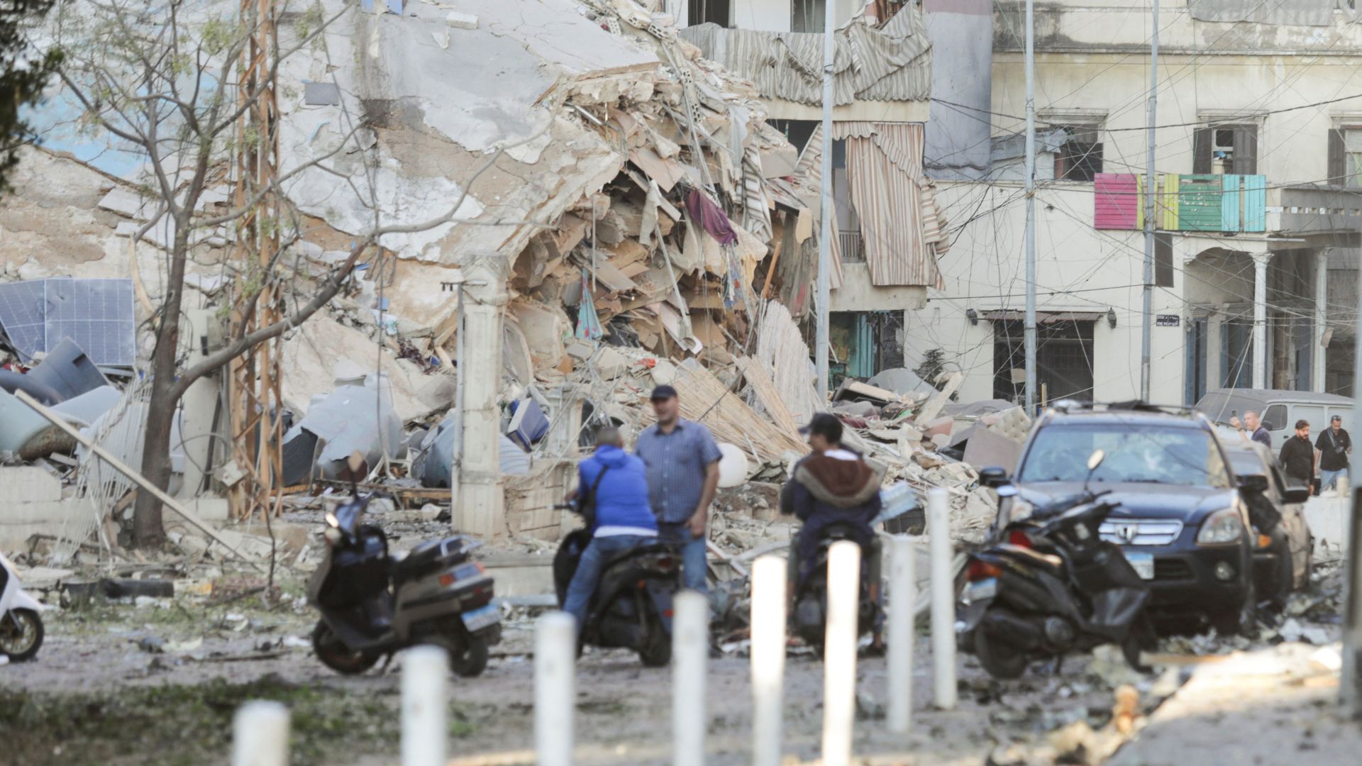 The aftermath of Israeli strikes on the Mreijeh neighbourhood in Beirut's southern suburbs. /Ali Alloush/Reuters