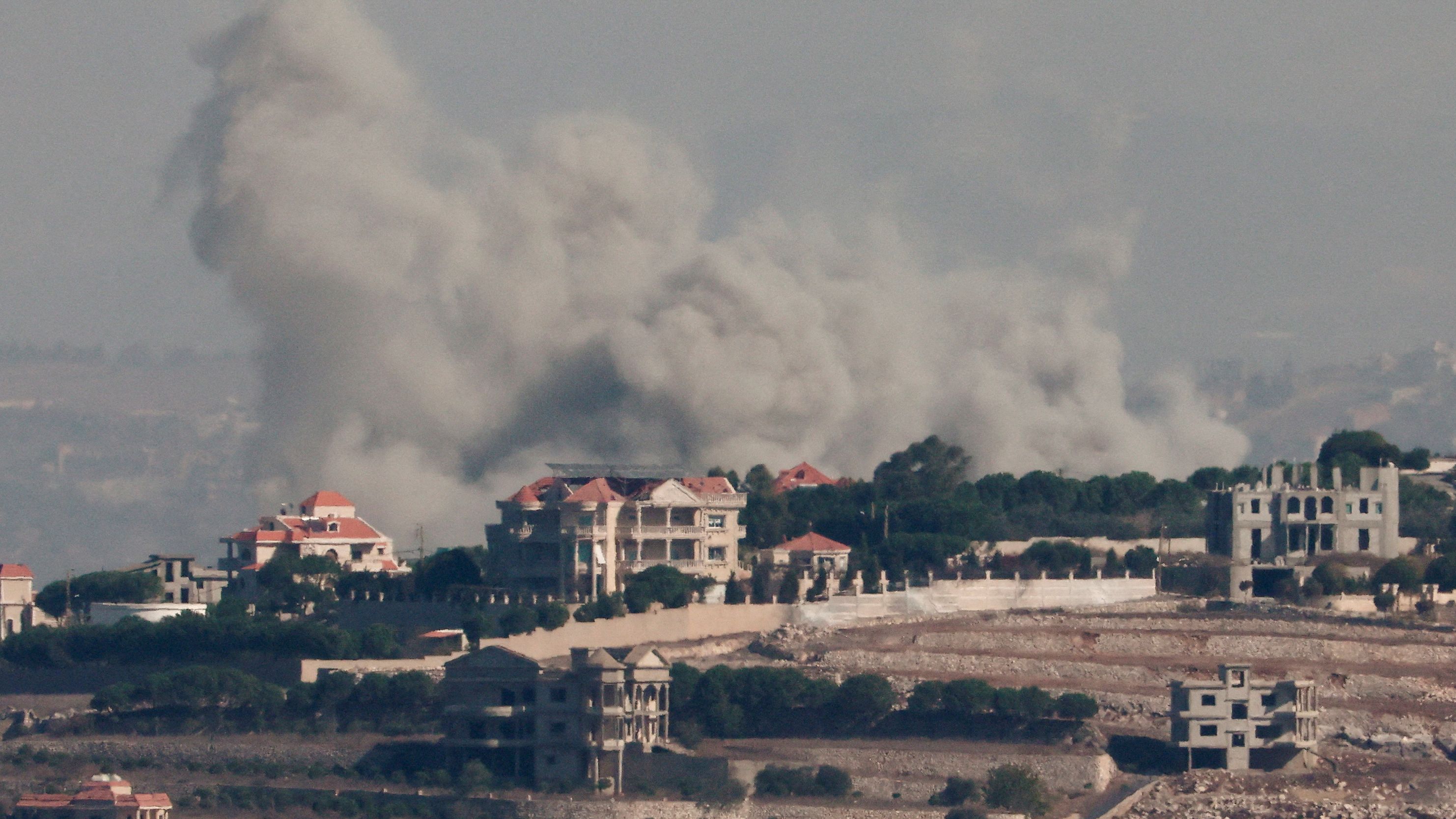 Hostilities continued in southern Lebanon between Hezbollah and Israeli forces on Saturday. /Gonzalo Fuentes/Reuters