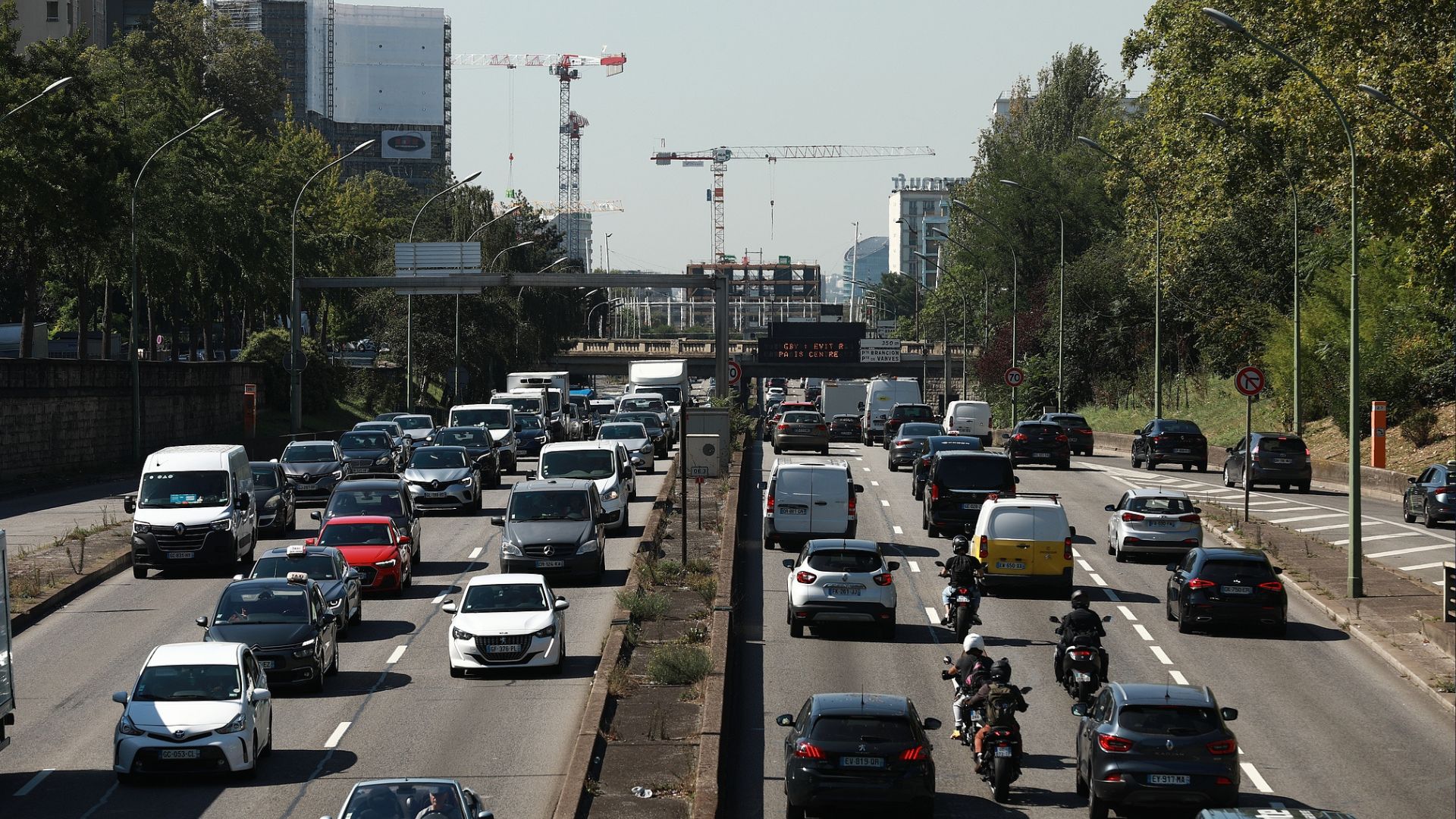 Road access to the French capital's first, second, third and fourth districts is now limited to cars and motorized vehicles driven by those who can show they have business there. /Mohamad Salaheldin Abdelg Alsayed/Anadolu Agency via Getty Images
