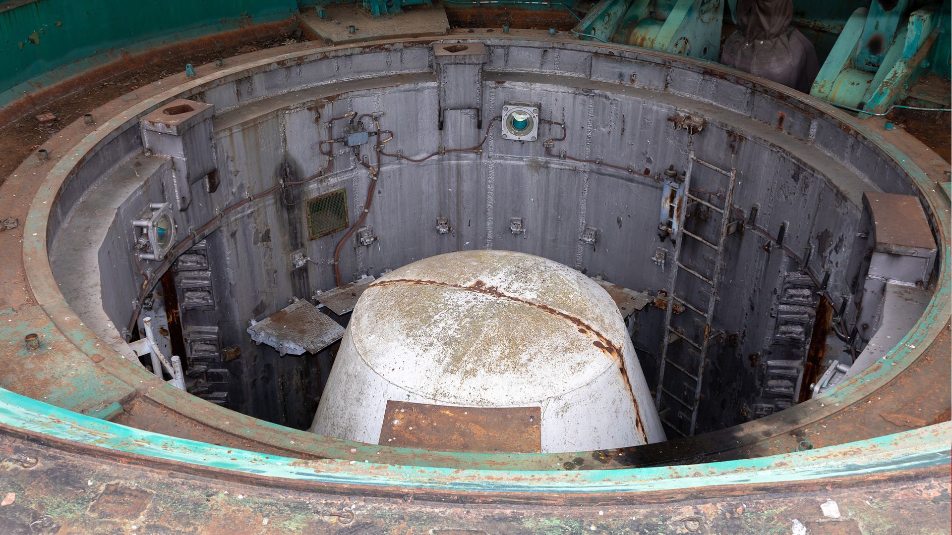 RT-23/SS-24 missile silo with intercontinental ballistic missile with nuclear conflict head in the Museum of Strategic Missile Forces in Kyiv. /Mykhaylo Palinchak/SOPA Images/Sipa USA
