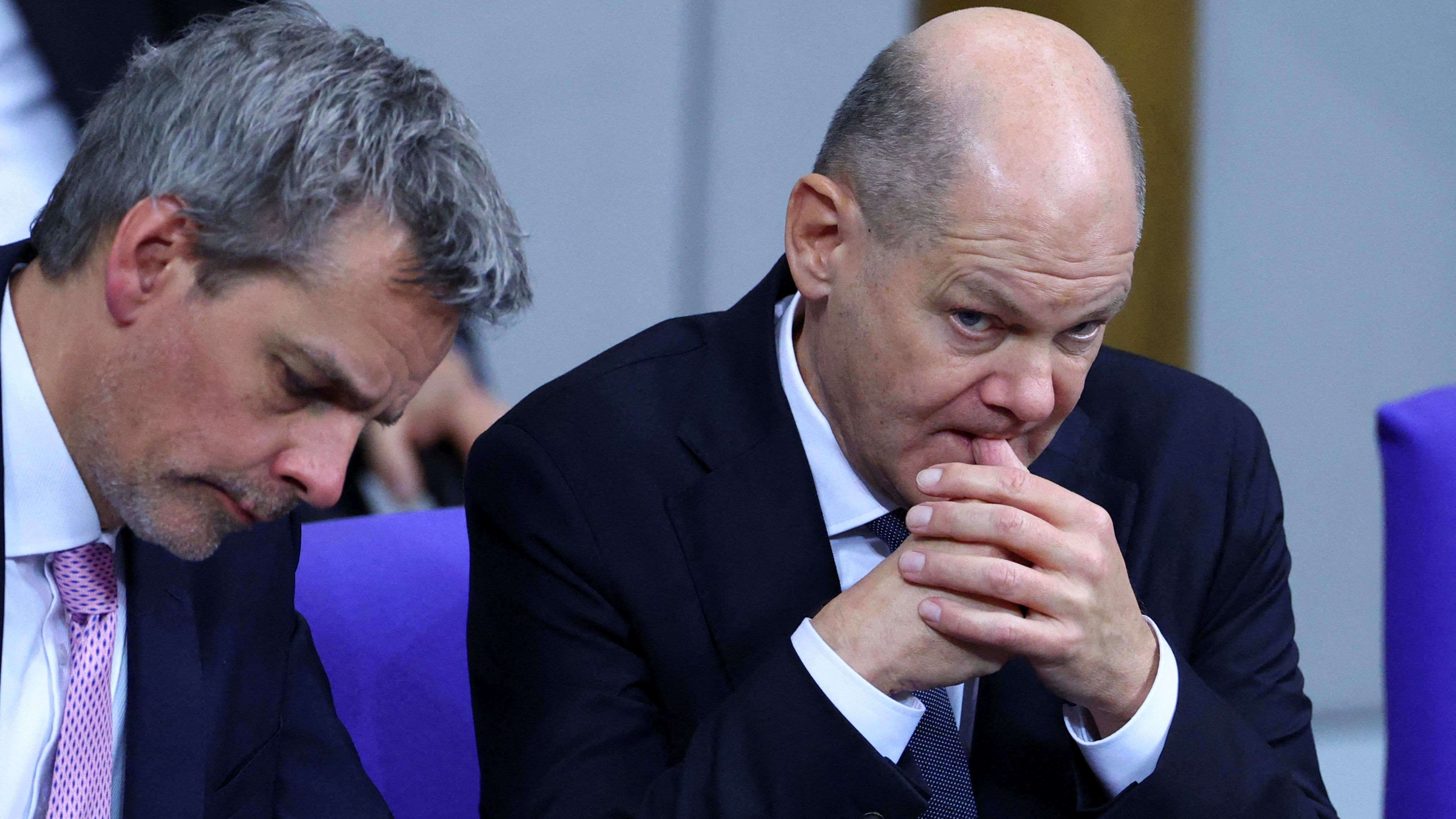 Olaf Scholz faced an emotional day for the confidence vote in the Bundestag in Berlin. /Lisi Niesner/Reuters