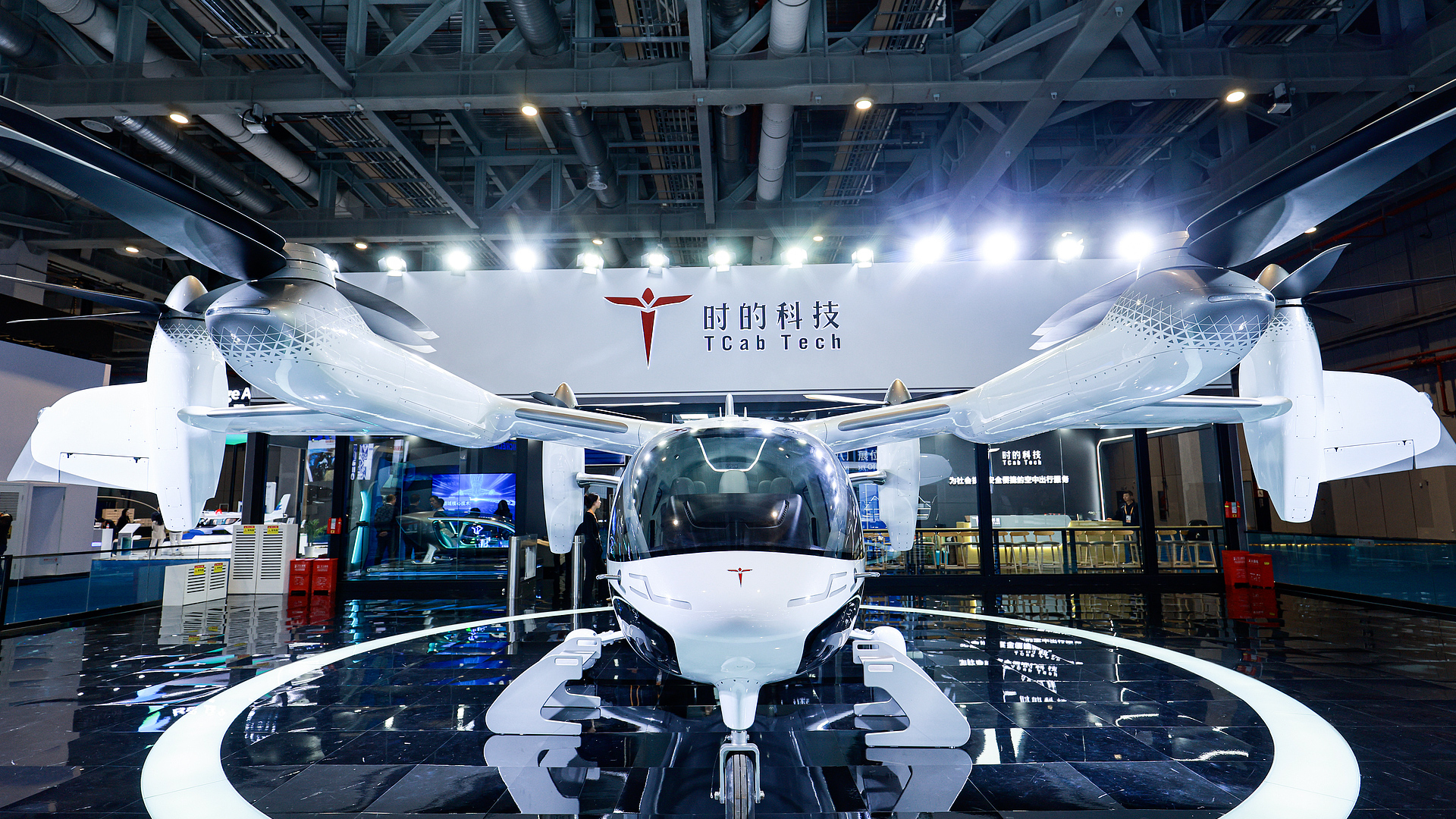 A non-helicopter VTOL aircraft on display in Shanghai, China. /VCG Photo