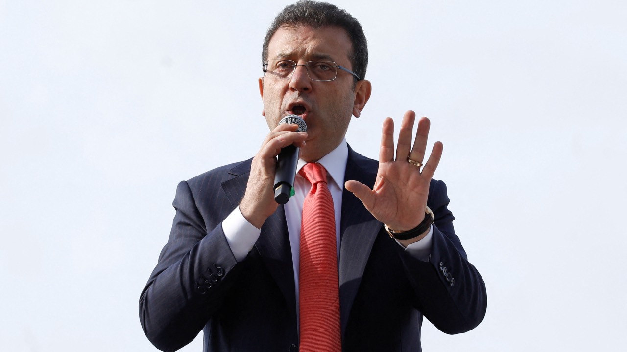 Türkiye Court Detains Istanbul Mayor Imamoglu Pending Corruption Trial 