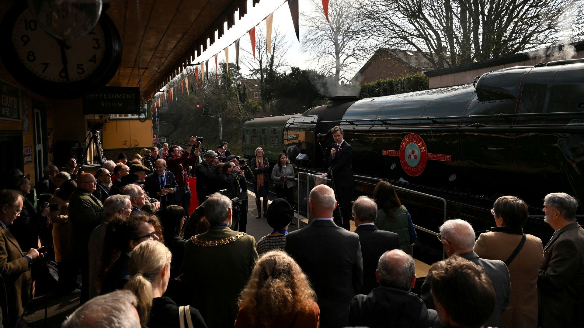 World War II steam train Canadian Pacific back on the rails in England ...