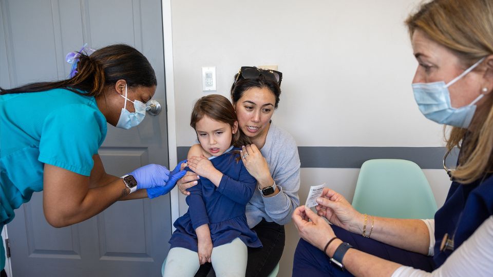 Virologists say Austria's anti-vaxxers prolonging measles outbreak