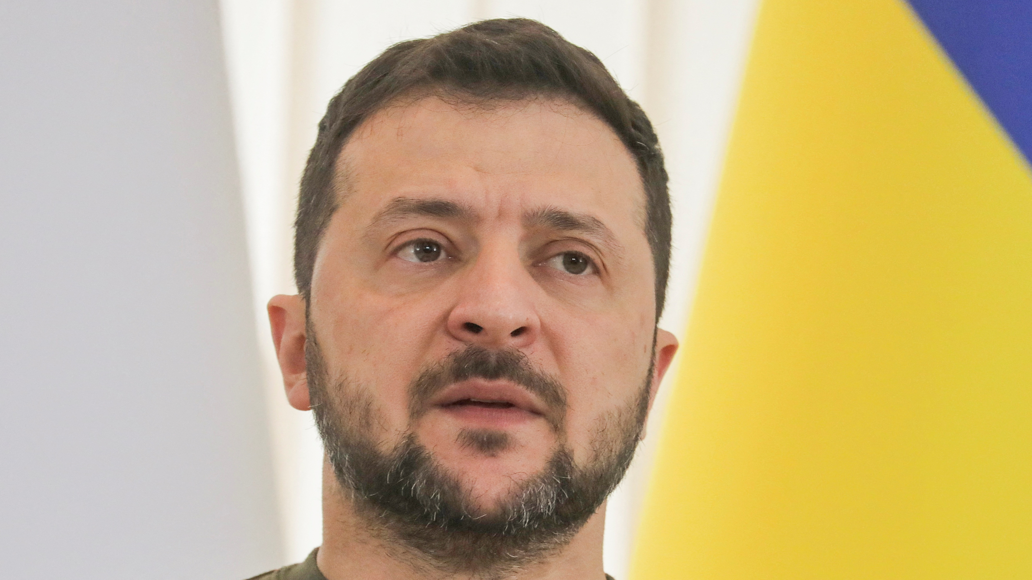 Russia, Ukraine accuse each other of breaking Easter ceasefire 