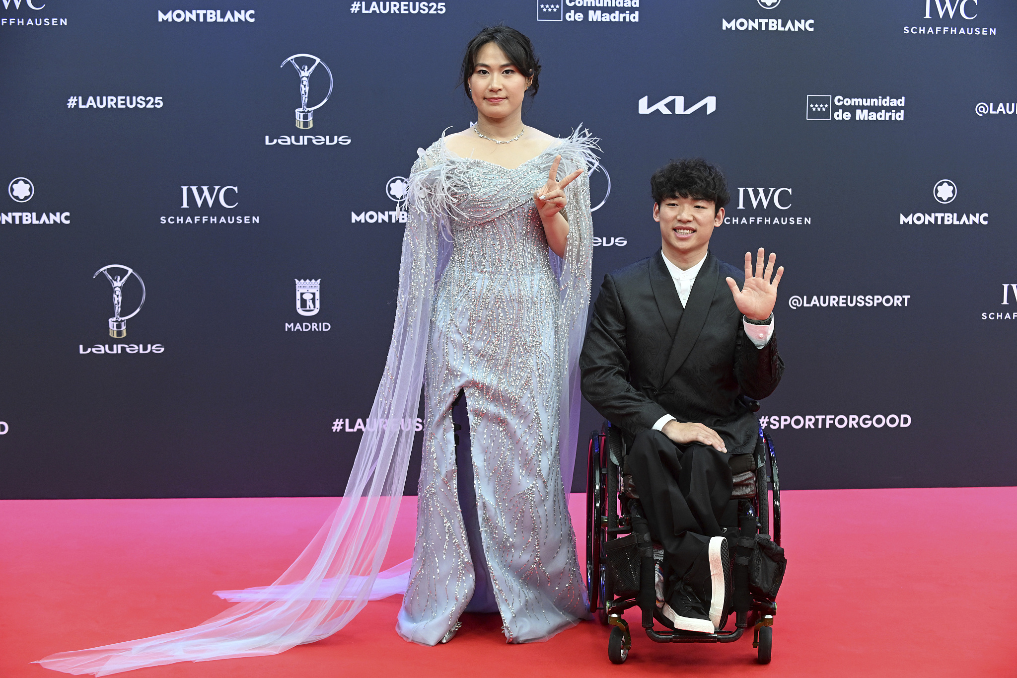 Jiang Yuyan and Qu Zimo during the Laureus 2025 Awards ceremony. /José Oliva/Europa Press