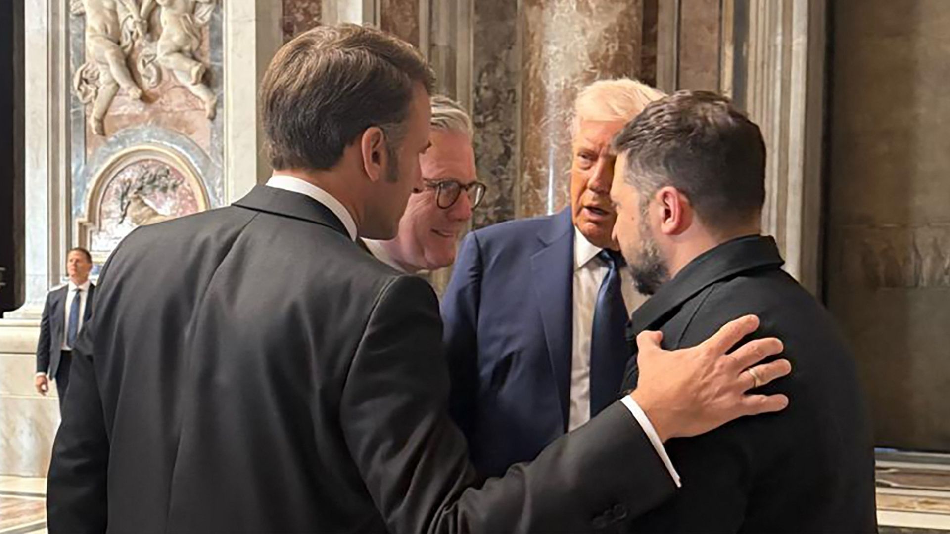 French President Emmanuel Macron and UK Prime Minister Keir Starmer join Trump and Zelenskyy in Rome. /Ukrainian Presidential Press Service/AFP