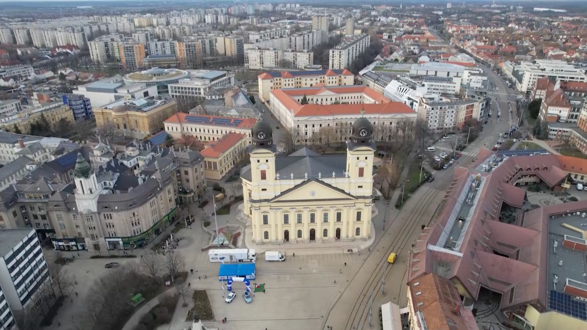 Hungary races to lead Europe's battery industry