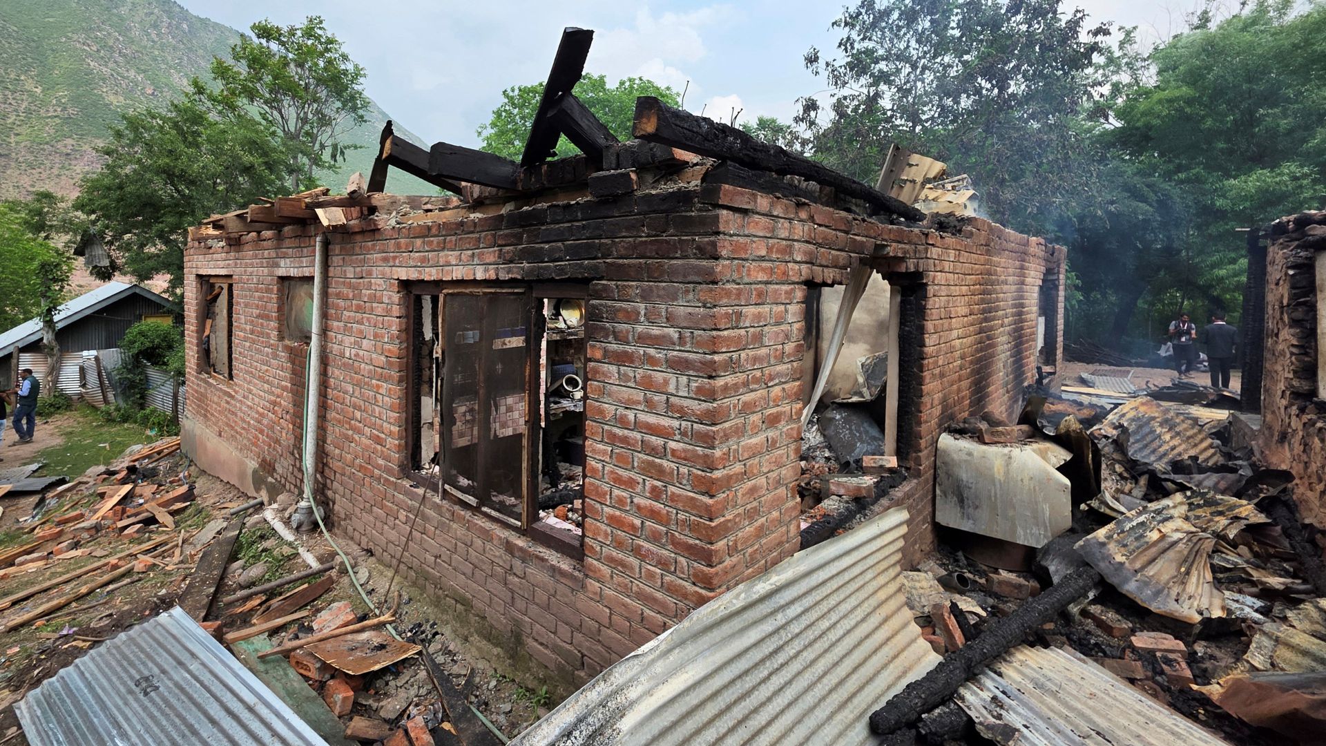 'The world can't afford it': Global reaction to India-Pakistan clashes