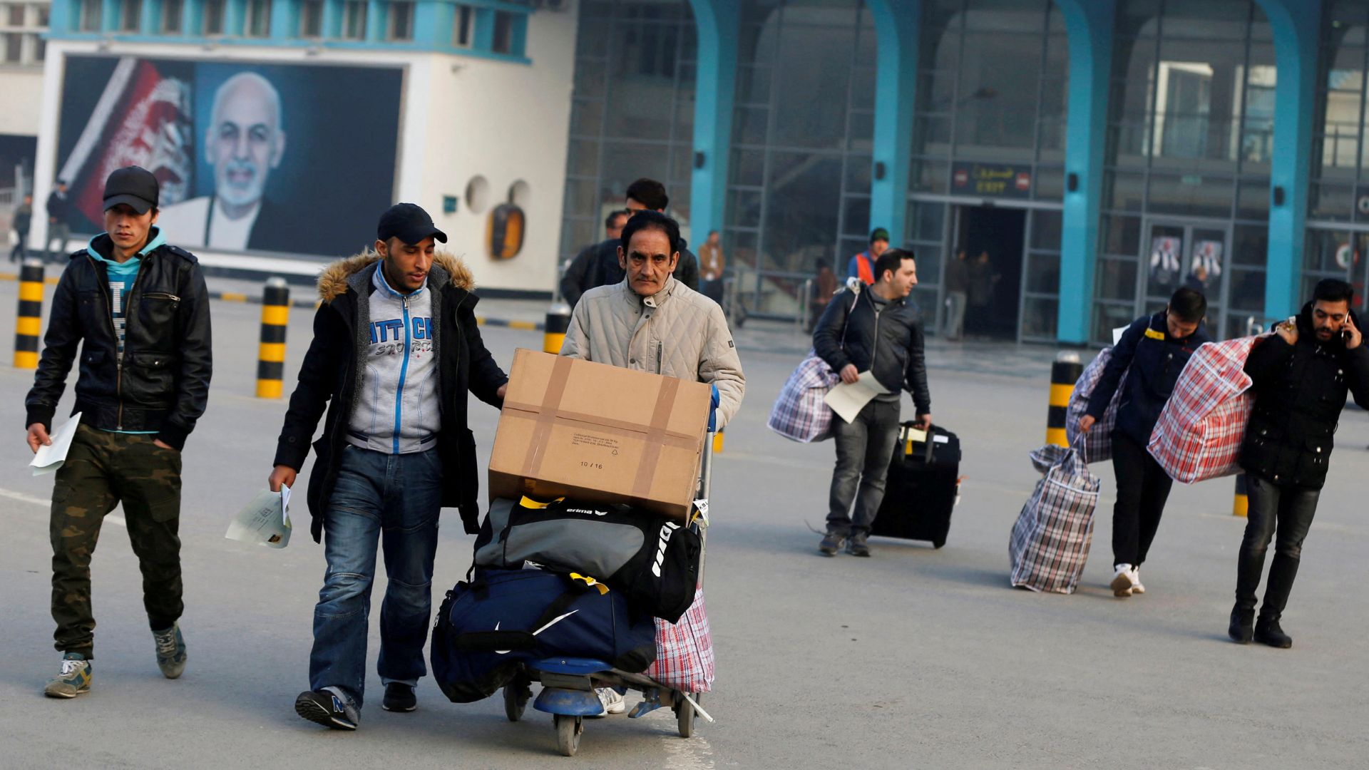 German government orders border police to reject most asylum seekers