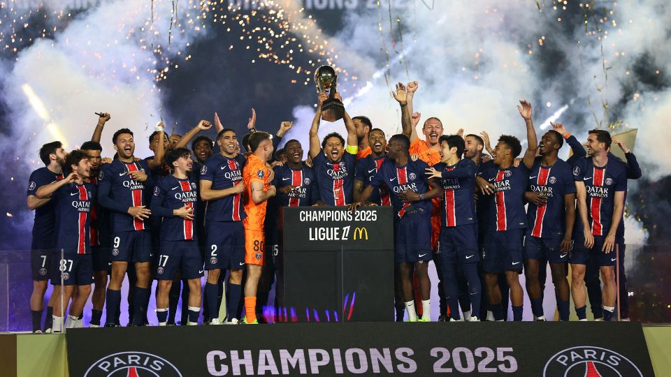 The weekend's Ligue 1 action was dominated by Paris St Germain being crowned league champions. /Gonzalo Fuente/Reuters
