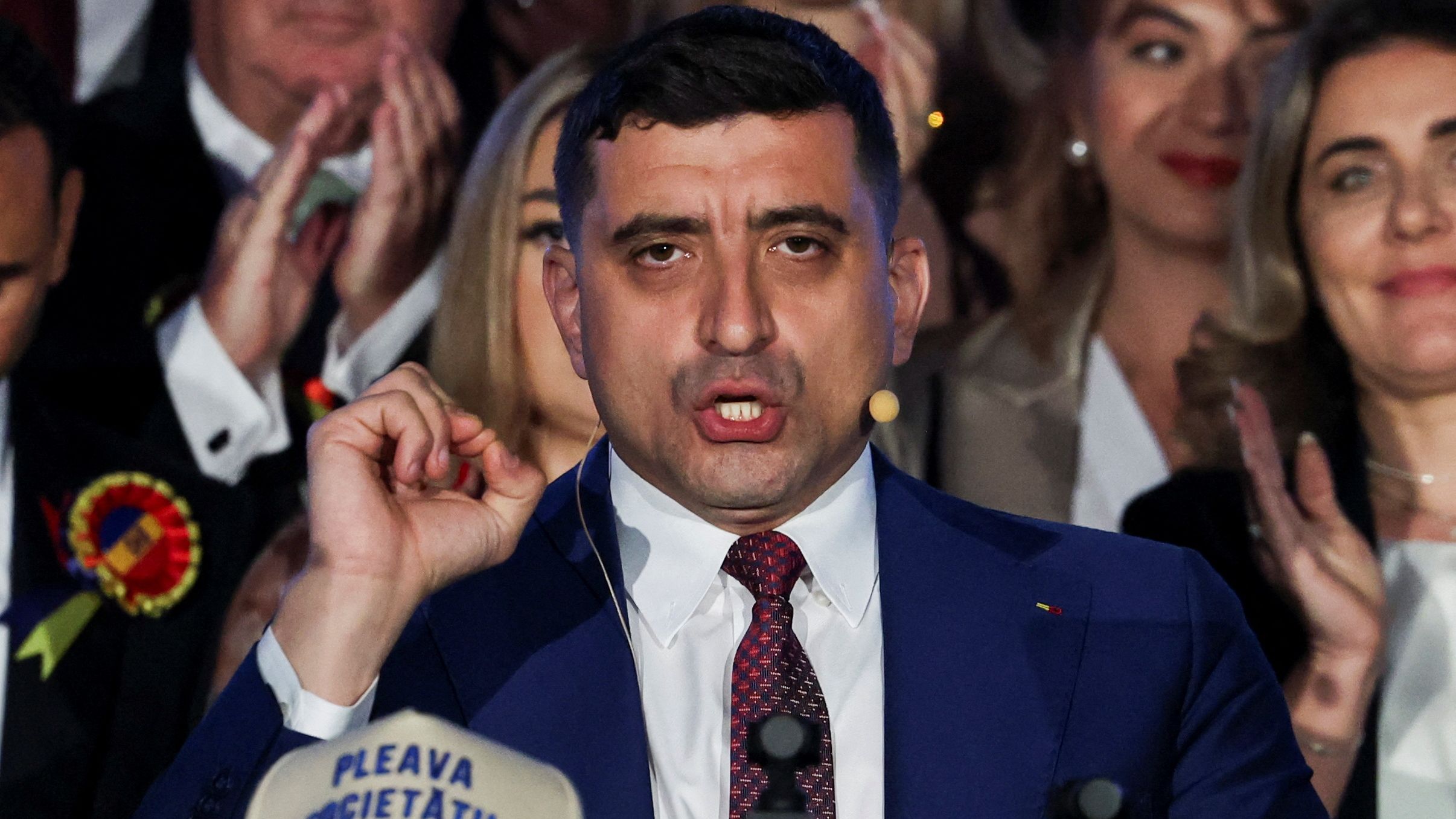 Defeated Romanian presidential candidate to challenge result 
