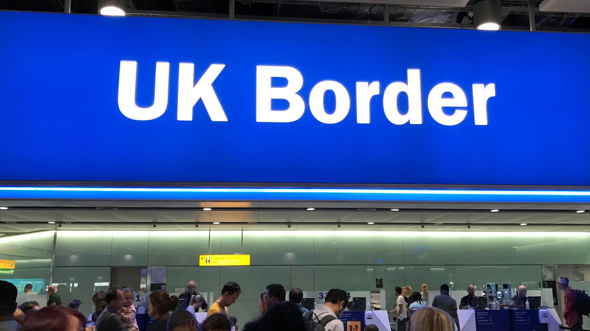Net migration to the UK falls by half in 2024
