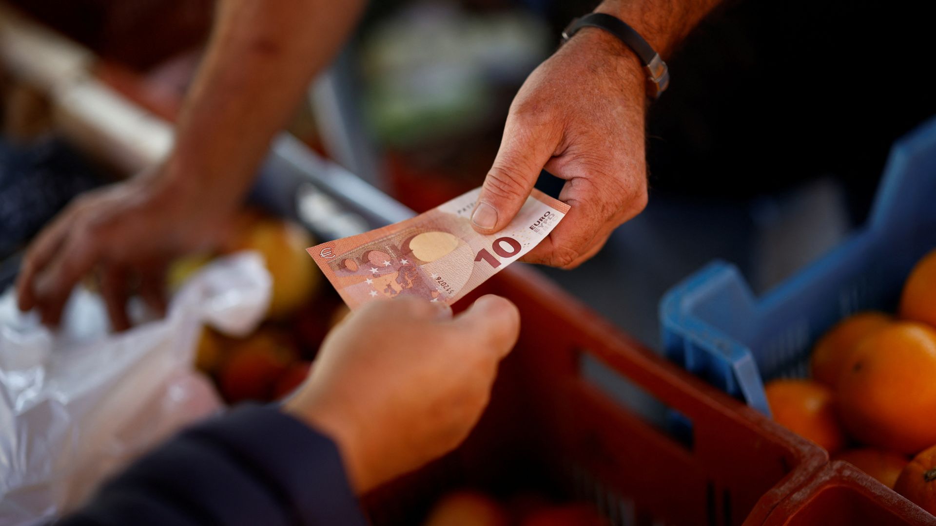Bulgaria cleared to join the euro on January 1