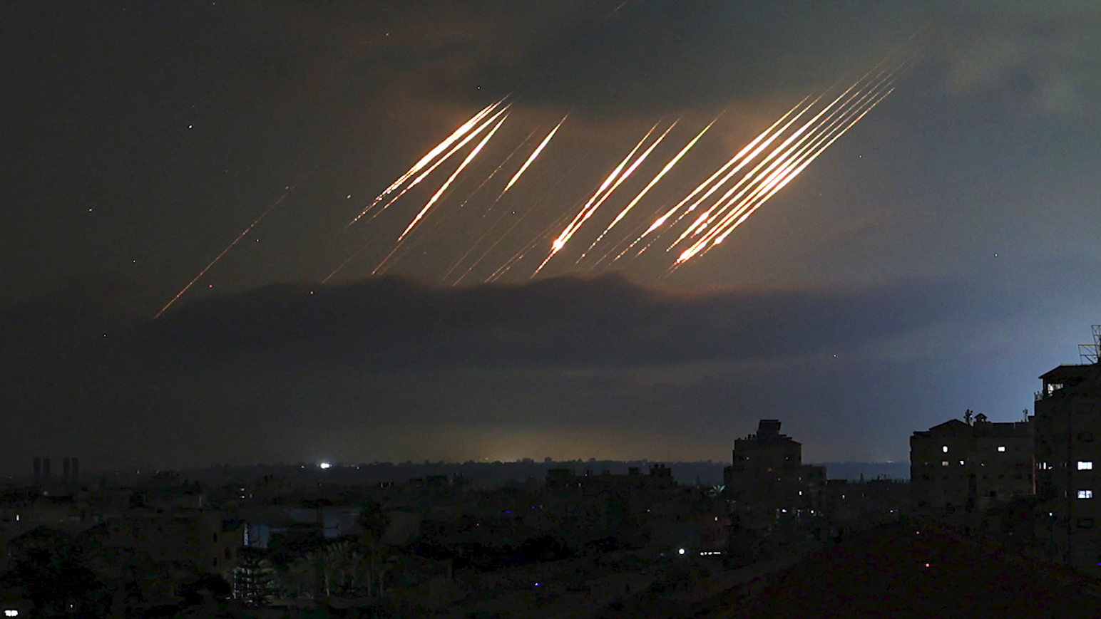 Iran-Israel crisis: three days of strikes, appeals for restraint 